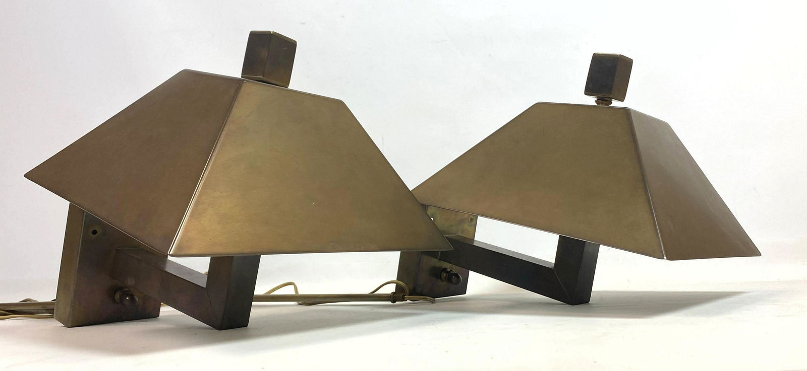 Pair Chapman Style Brass Wall Sconces. (1 of 13)