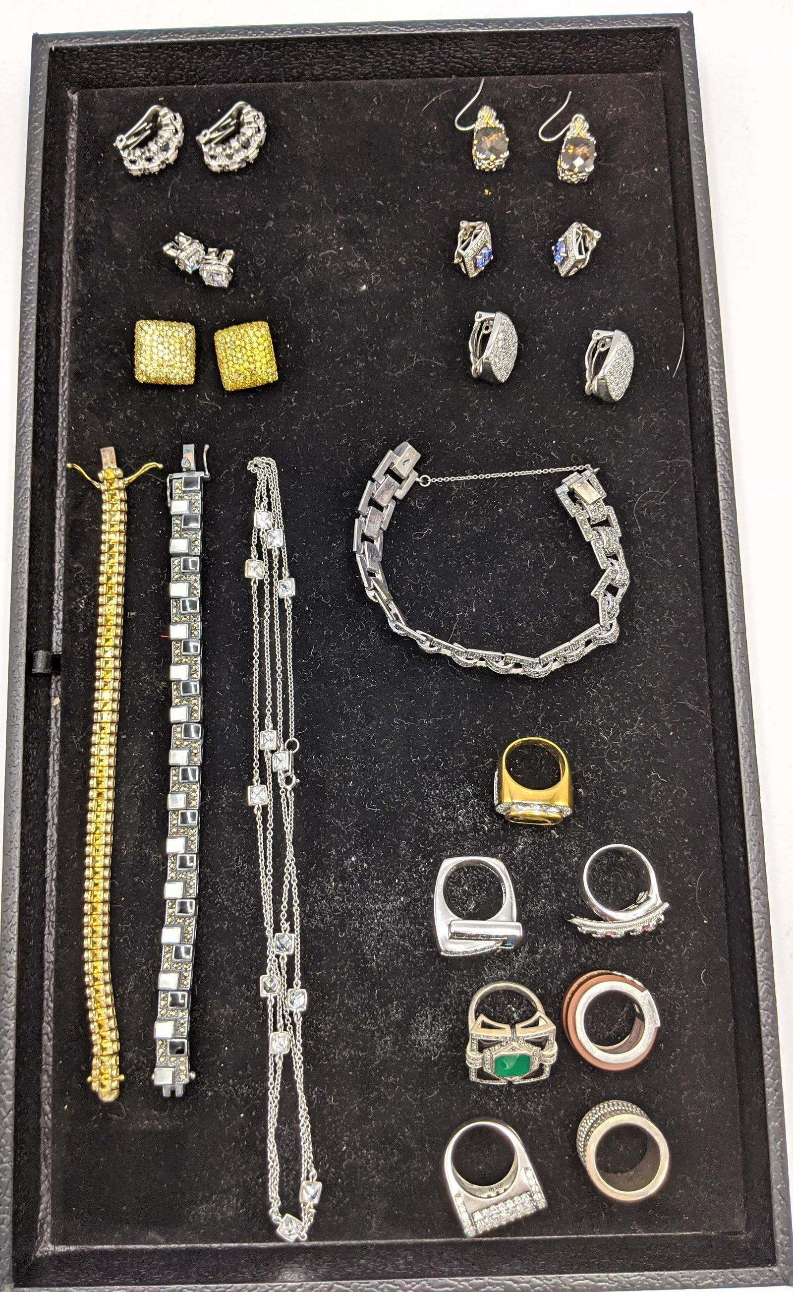 19pc Sterling & Silver Designer Jewelry. Rings & Earrin (1 of 8)