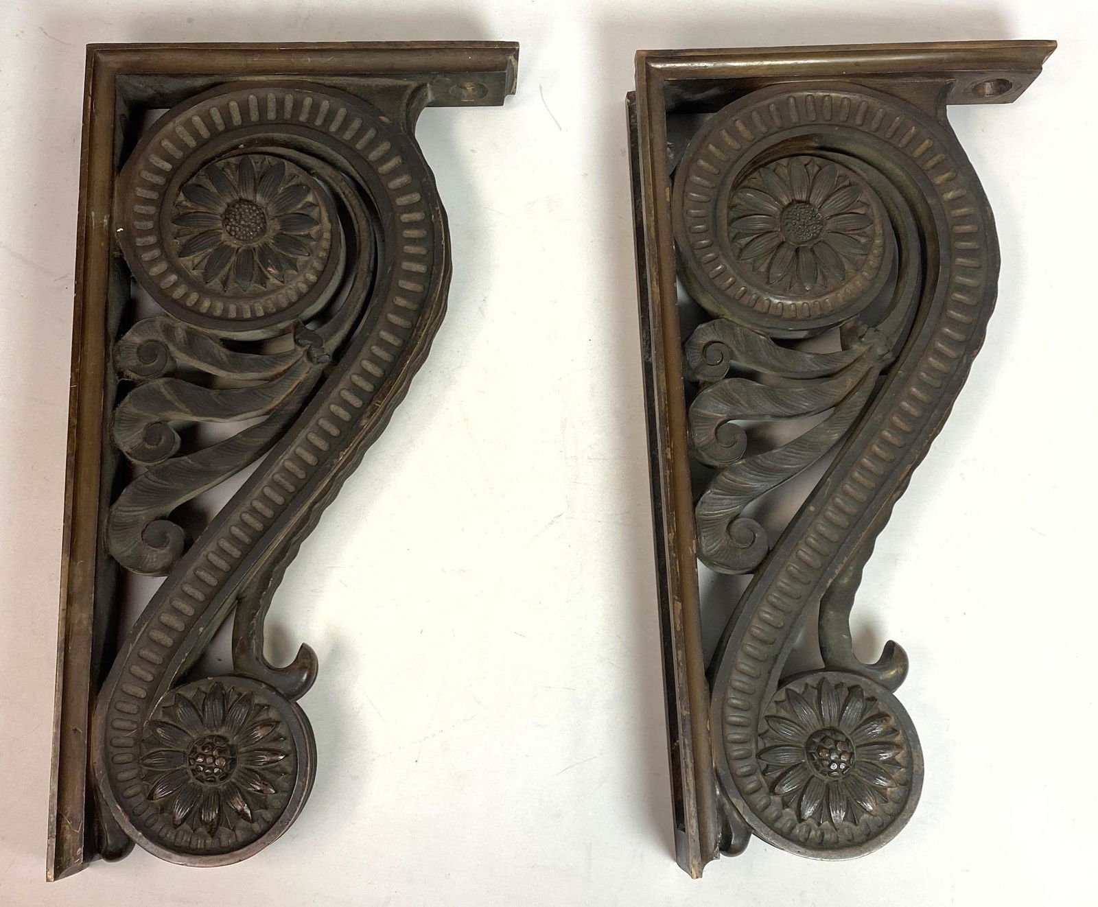 Pair Heavy Bronze Wall Brackets. Shelf console brackets (1 of 14)