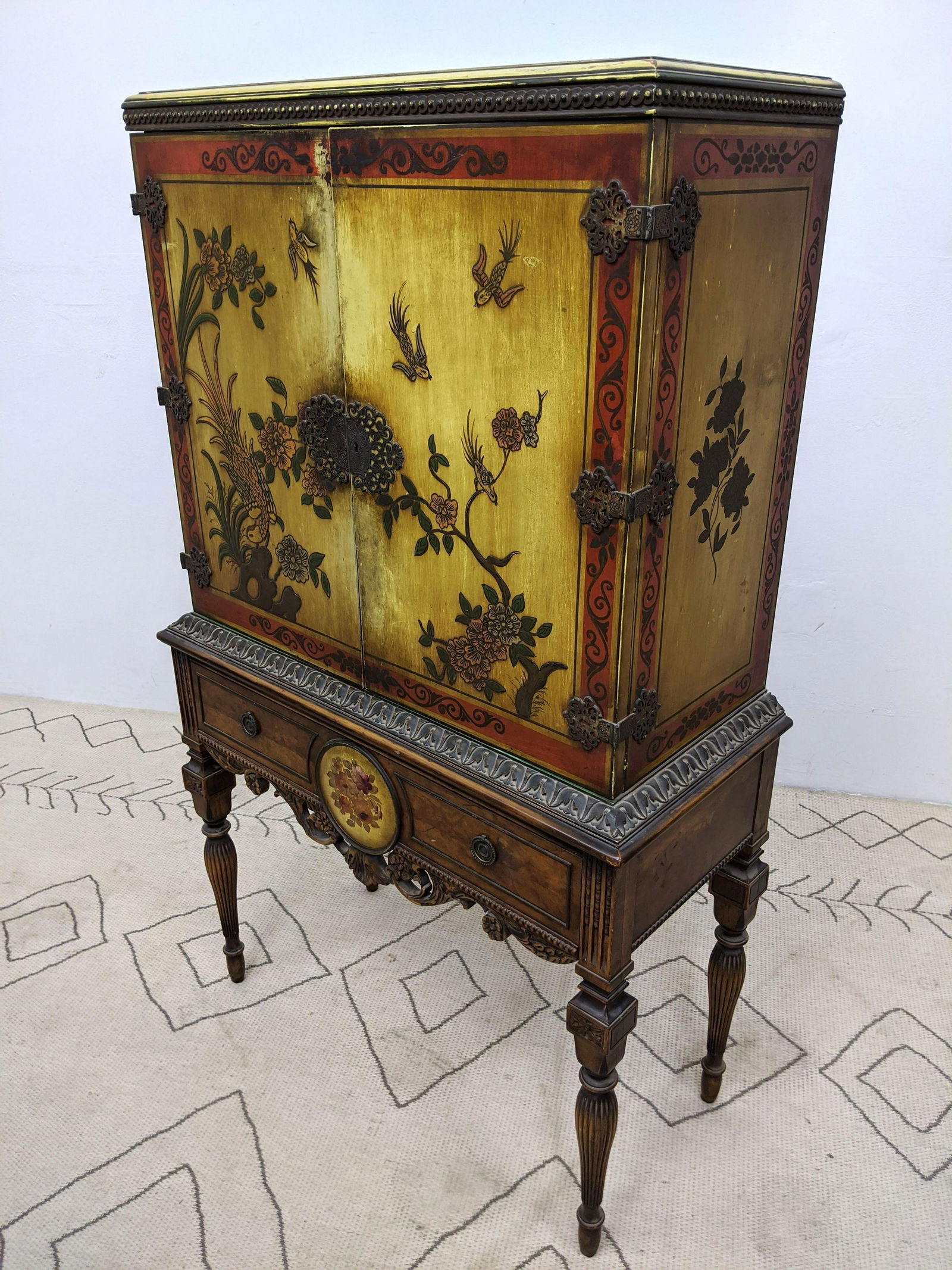 Asian Style Painted Closed Door China Storage Cabinet. (1 of 17)