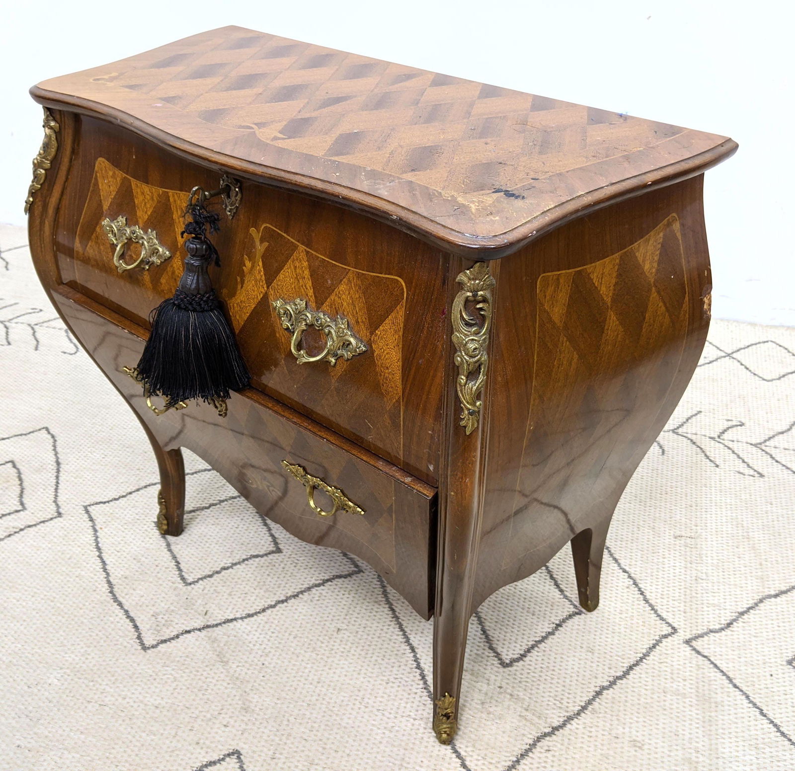 Small Size Italian Style Commode Dresser Cabinet. Side (1 of 12)