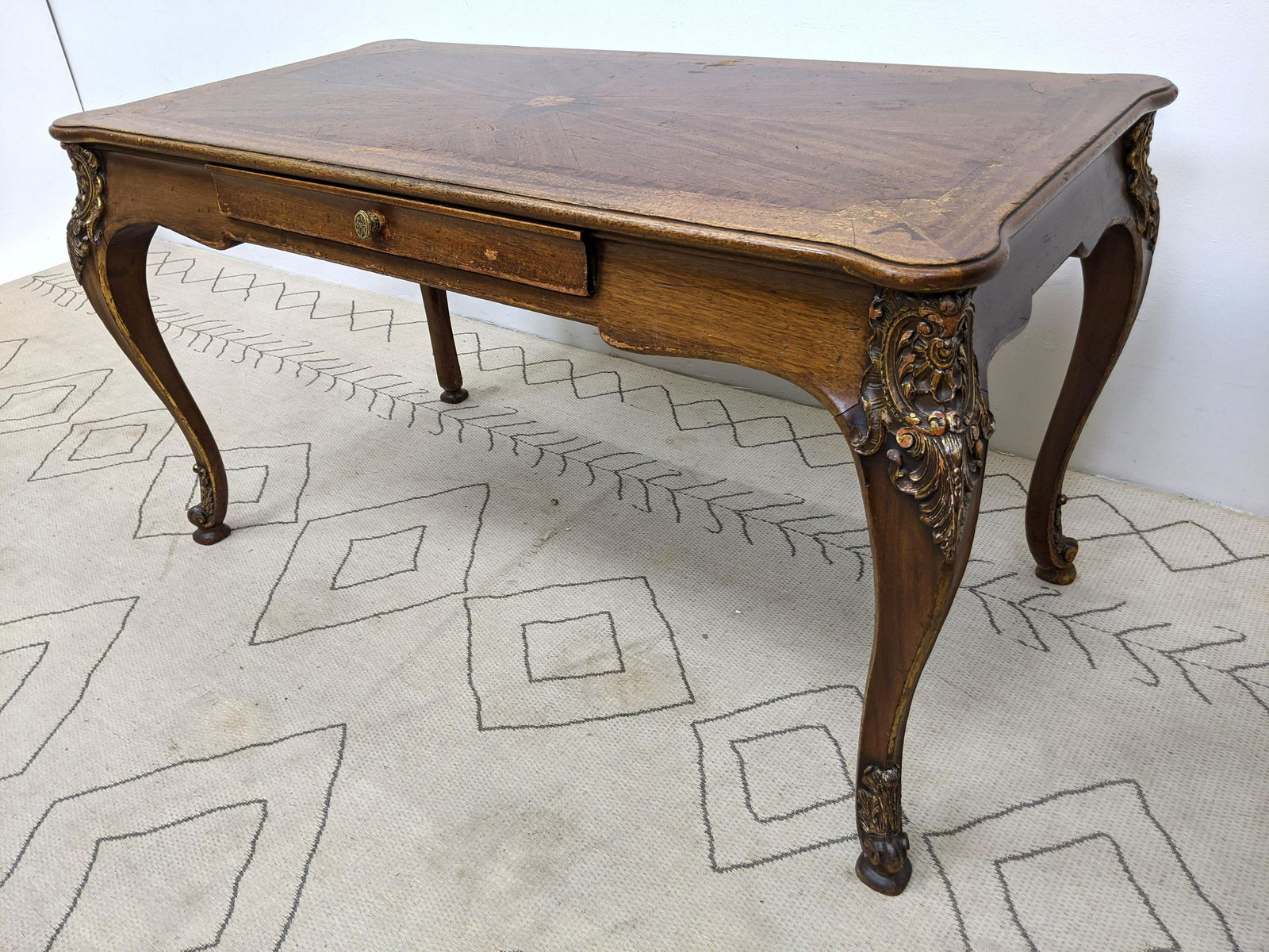 HARRIS SHELDON LIMITED French Style Desk.  Writing desk (1 of 16)