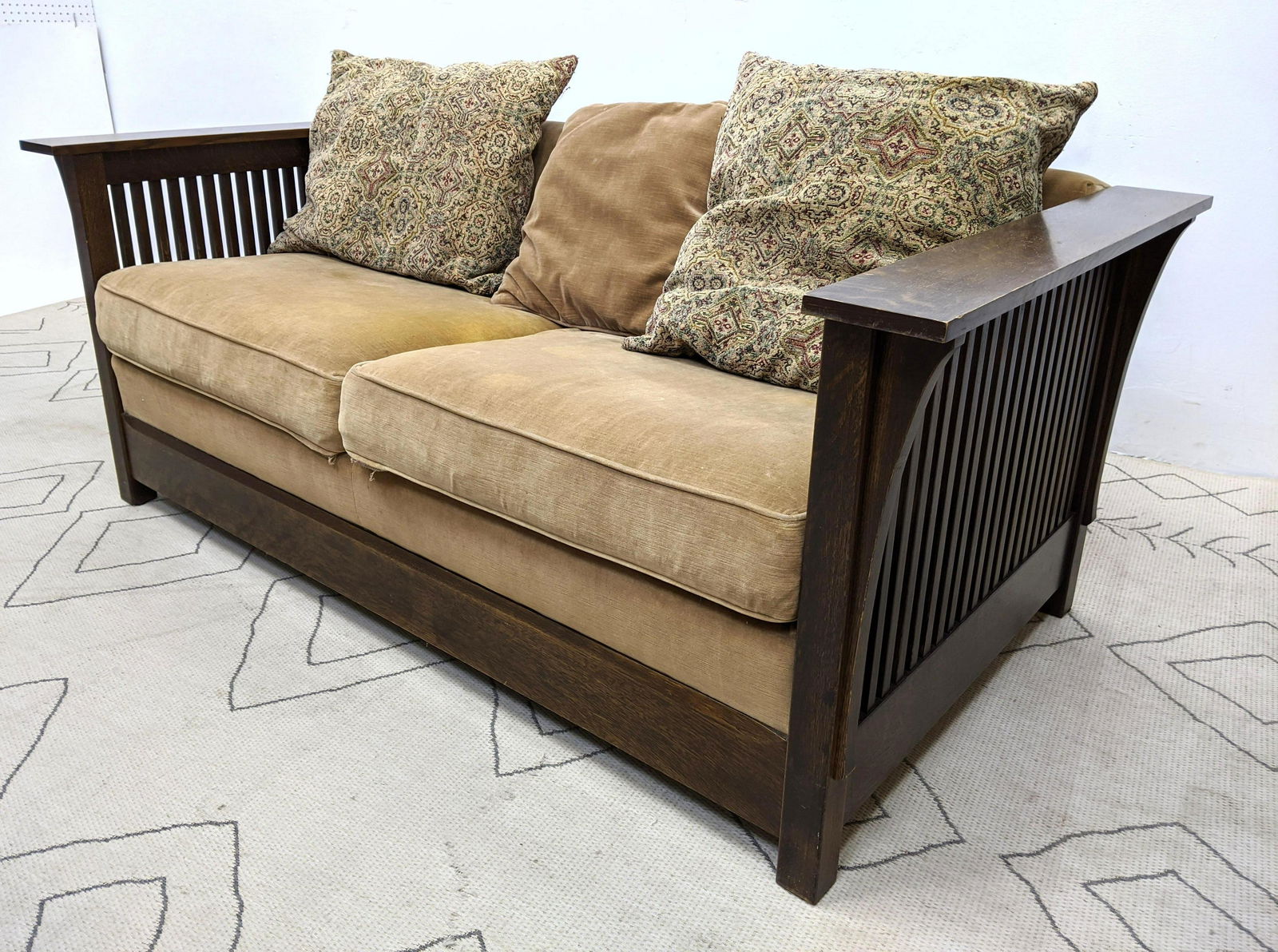 STICKLEY Mission Oak Sofa Bed with Slat Sides. (1 of 12)