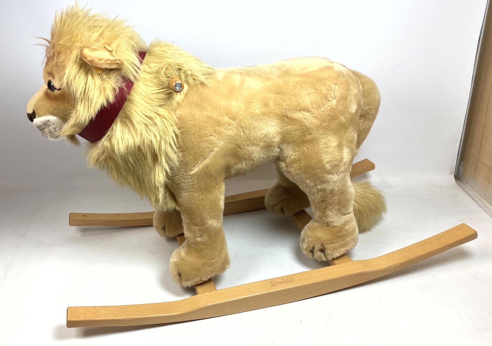 steiff rocking lion