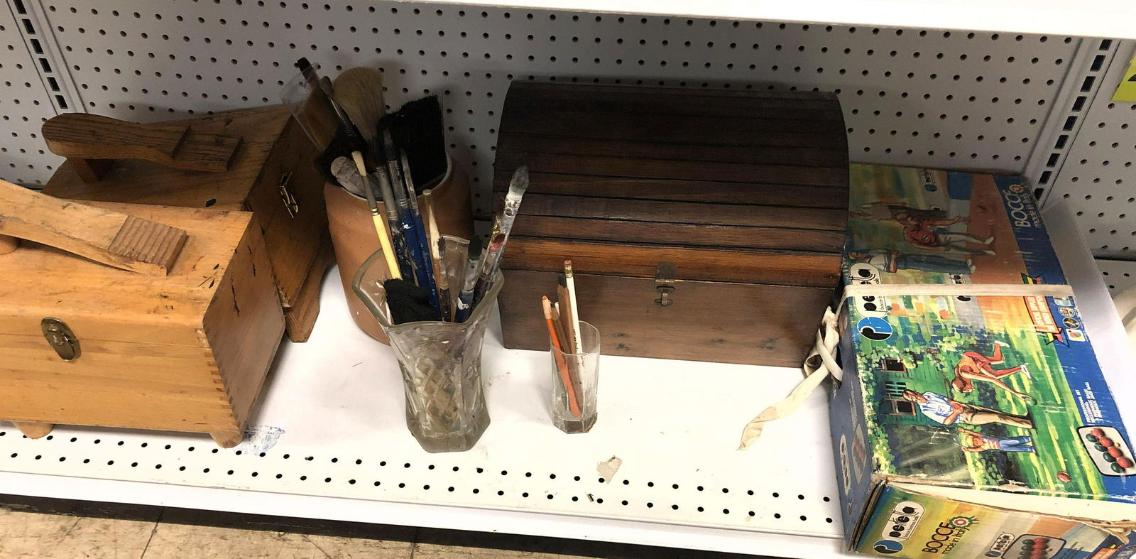 Shoe Shine Kits and BOCCE Ball Set. (1 of 7)