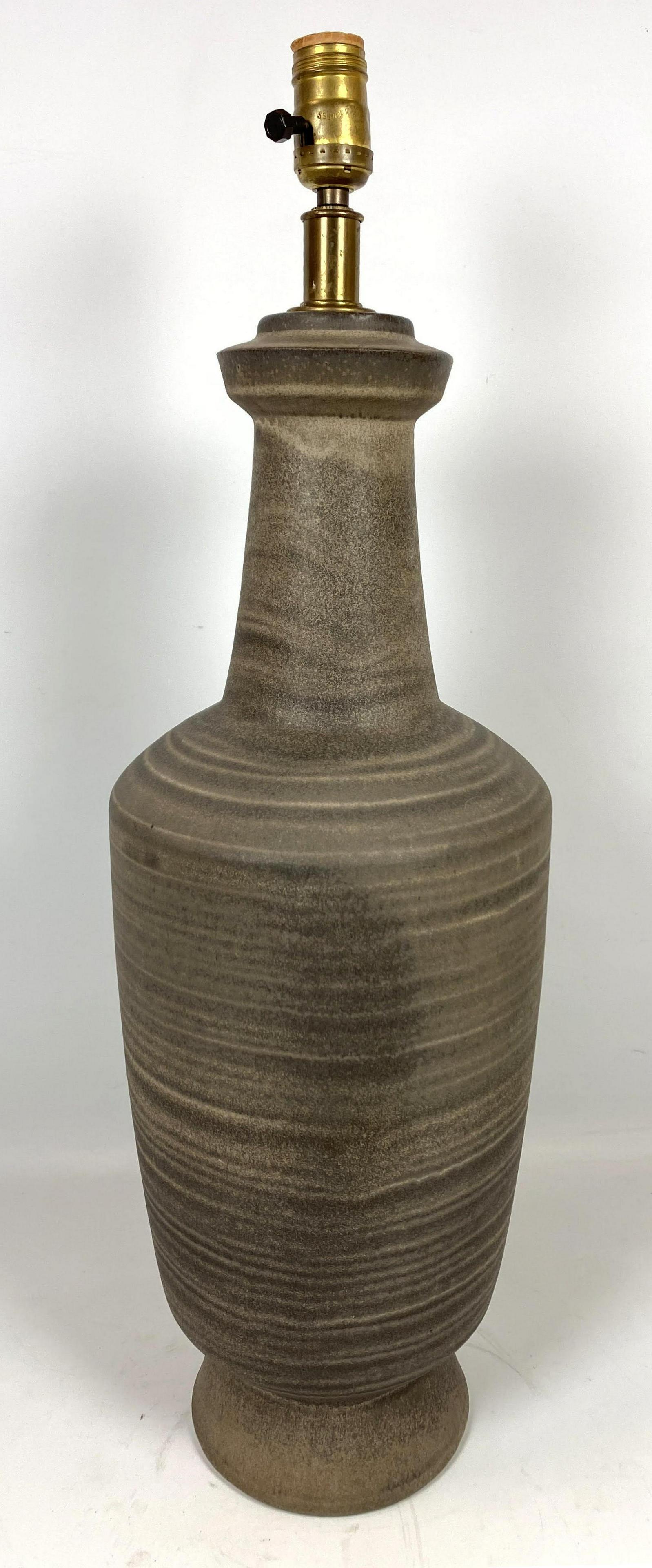 LEE ROSEN Design Techniques Style Art Pottery Lamp. Unm (1 of 6)