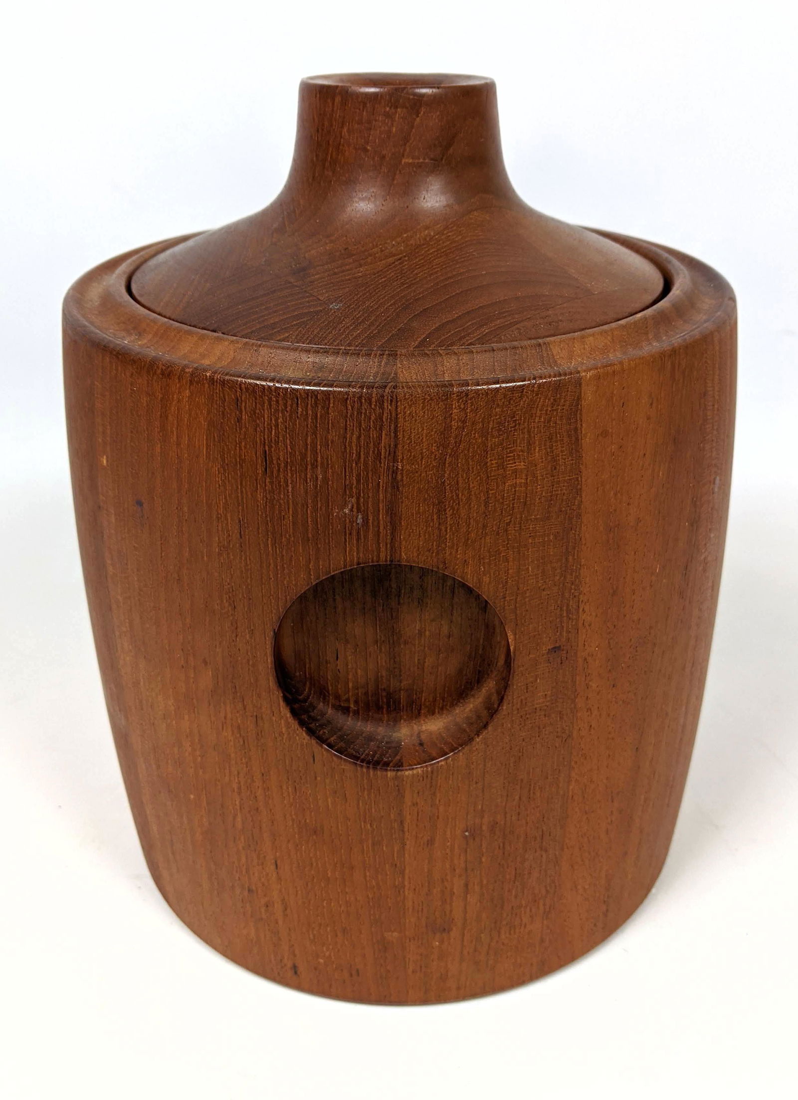 HENNING KOPPEL Teak Ice Bucket for Georg Jensen. (1 of 10)