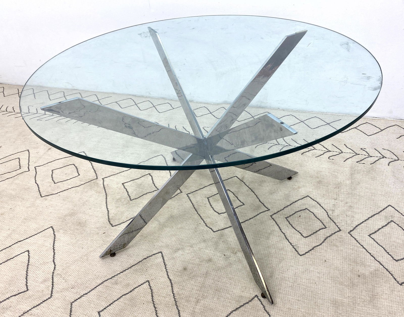 PACE Chromed Steel Dining Table.  Star Base. (1 of 10)