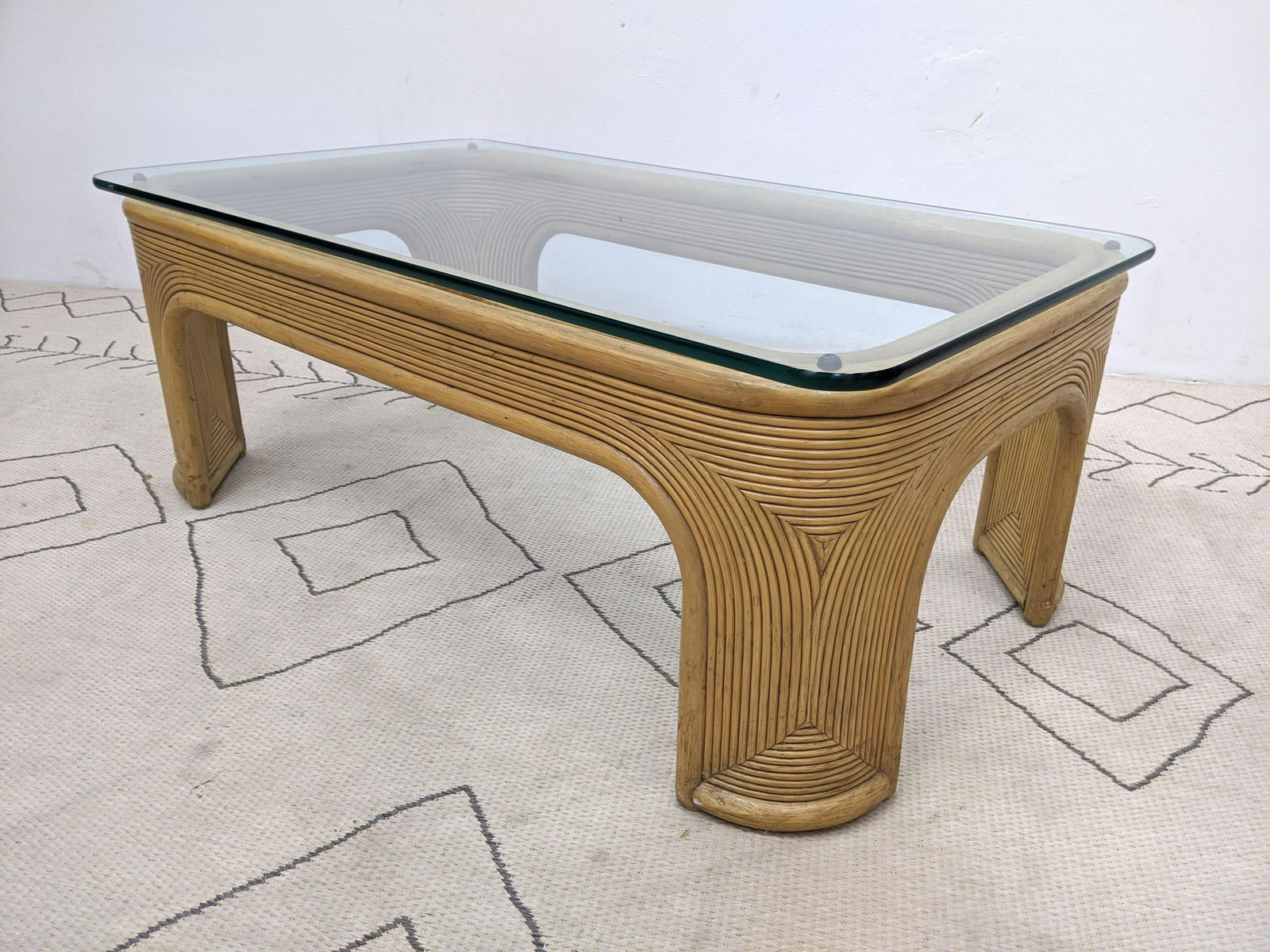 Miami Modern Rattan Coffee Cocktail Table with Thick Gl (1 of 7)