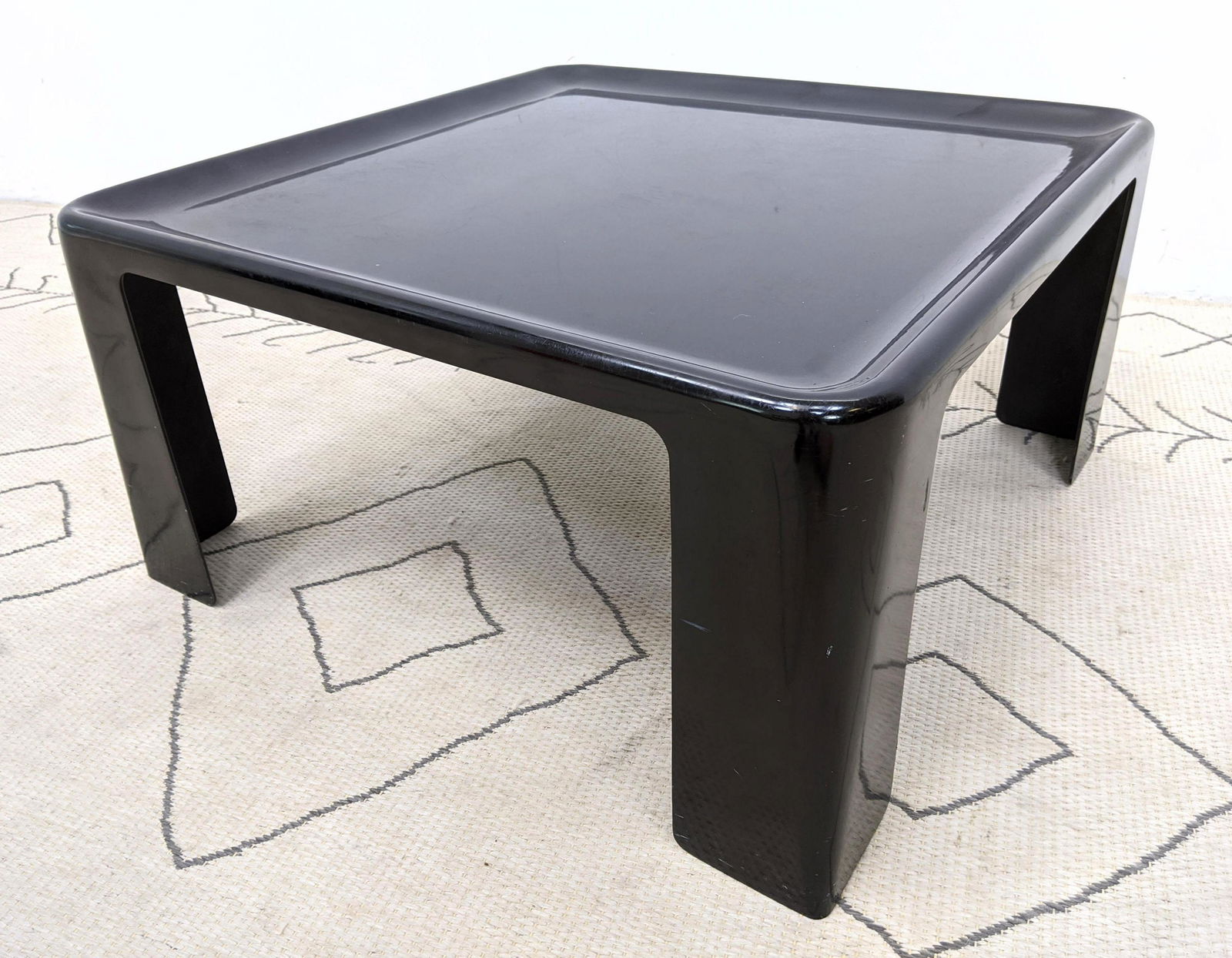 MARIO BELLINI Fiberlite Coffee Cocktail Table. C and B (1 of 8)