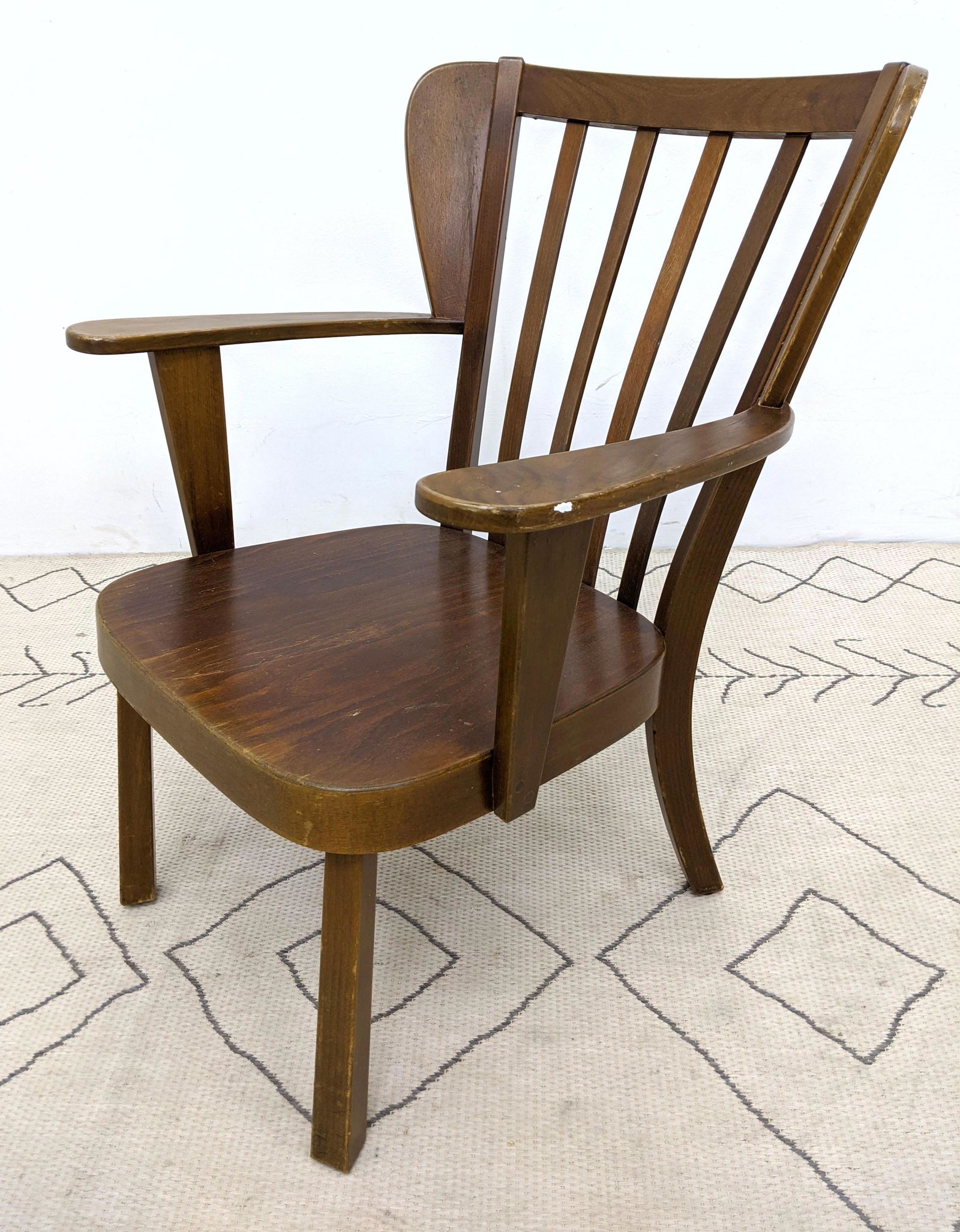 Soren Hansen ÒCanadaÓ Chair for Fritz Hansen Circa 1940: Soren Hansen ÒCanadaÓ Chair for Fritz Hansen Circa 1940Õs-- Dimensions: H: 31 inches: W: 25 inches: D: 22.5 inches ---