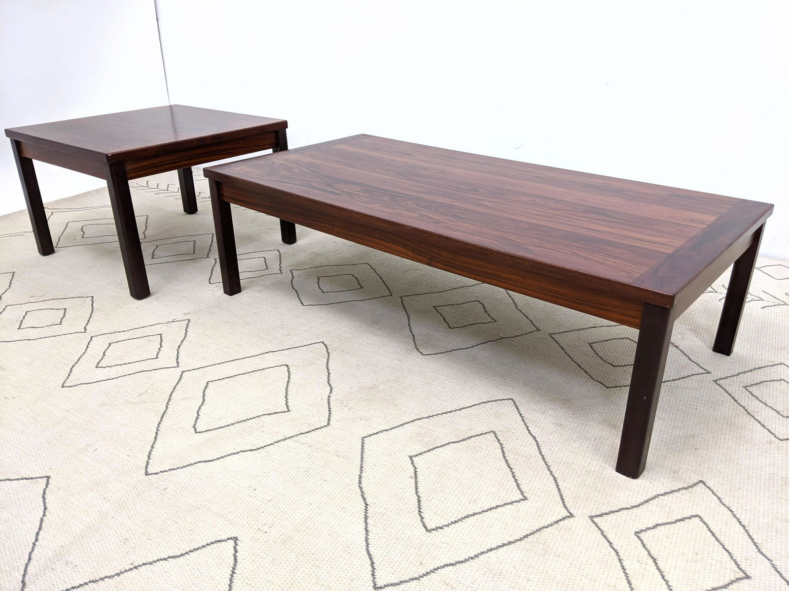 2pcs Danish Modern Rosewood.  Coffee Cocktail Table and (1 of 15)