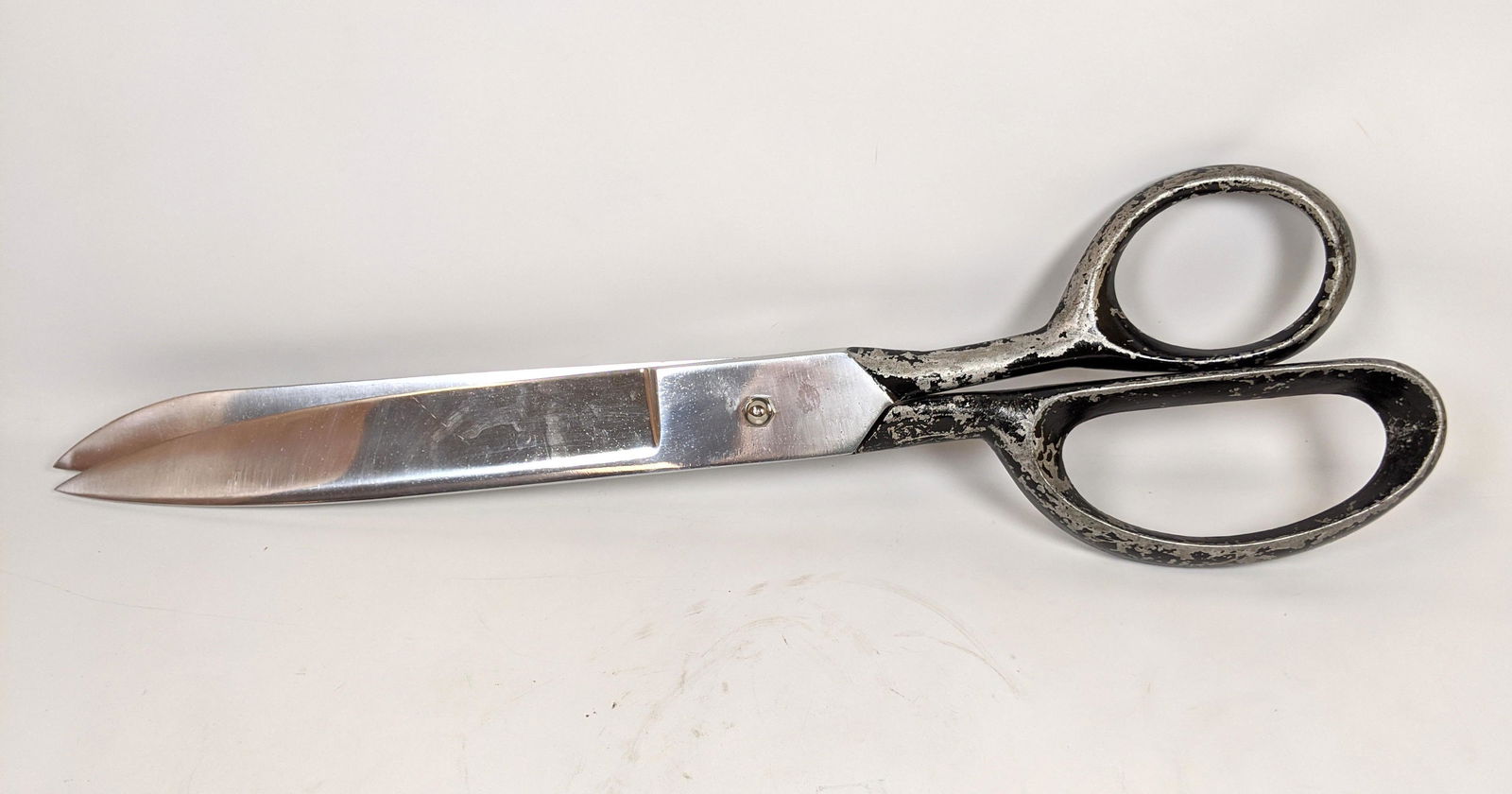 Pair Oversized Scissors. Possible Store Display. (1 of 8)