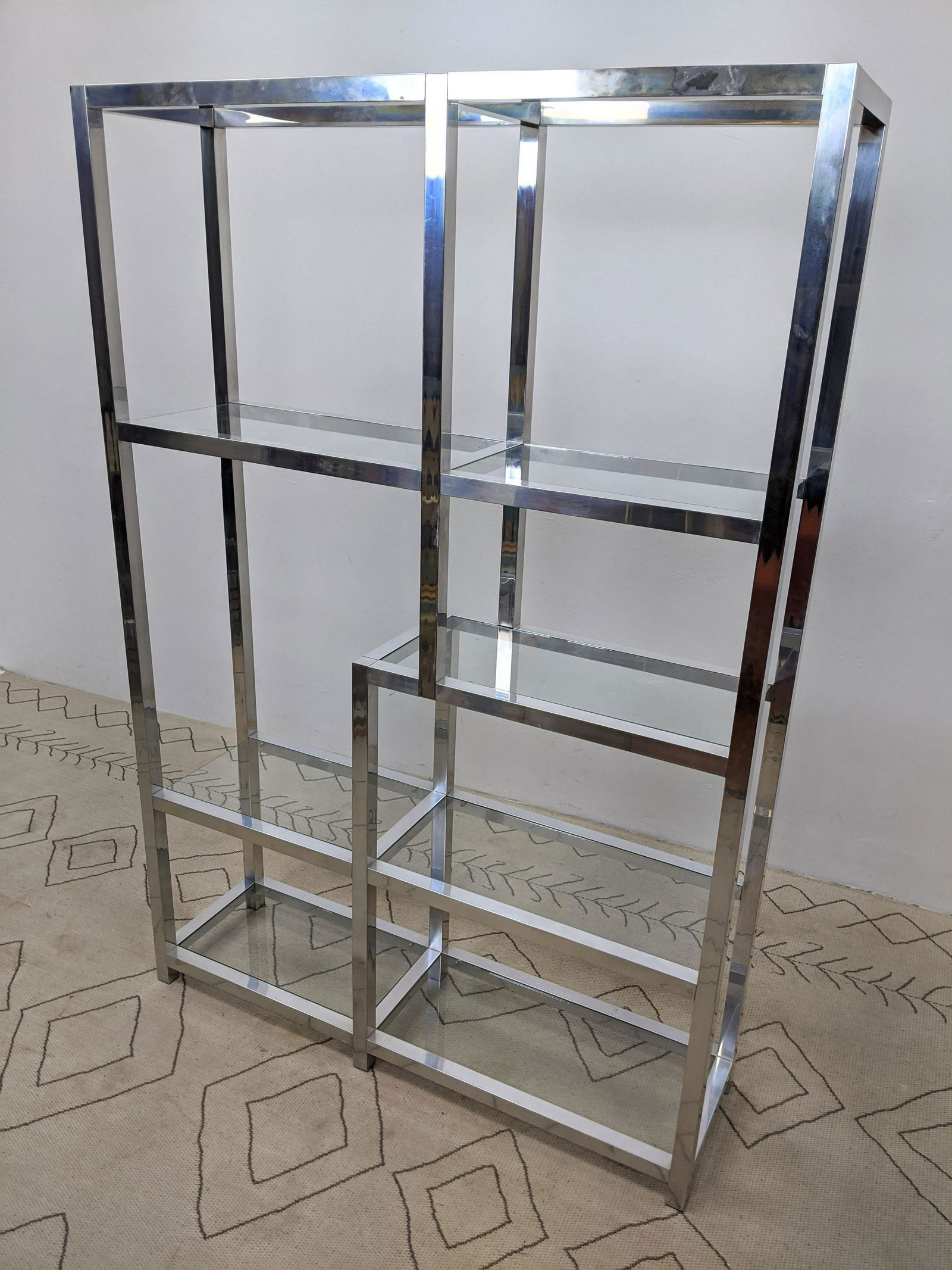 275 70s Modern Chrome Etagere Shelf Unit with Glass She (1 of 7)