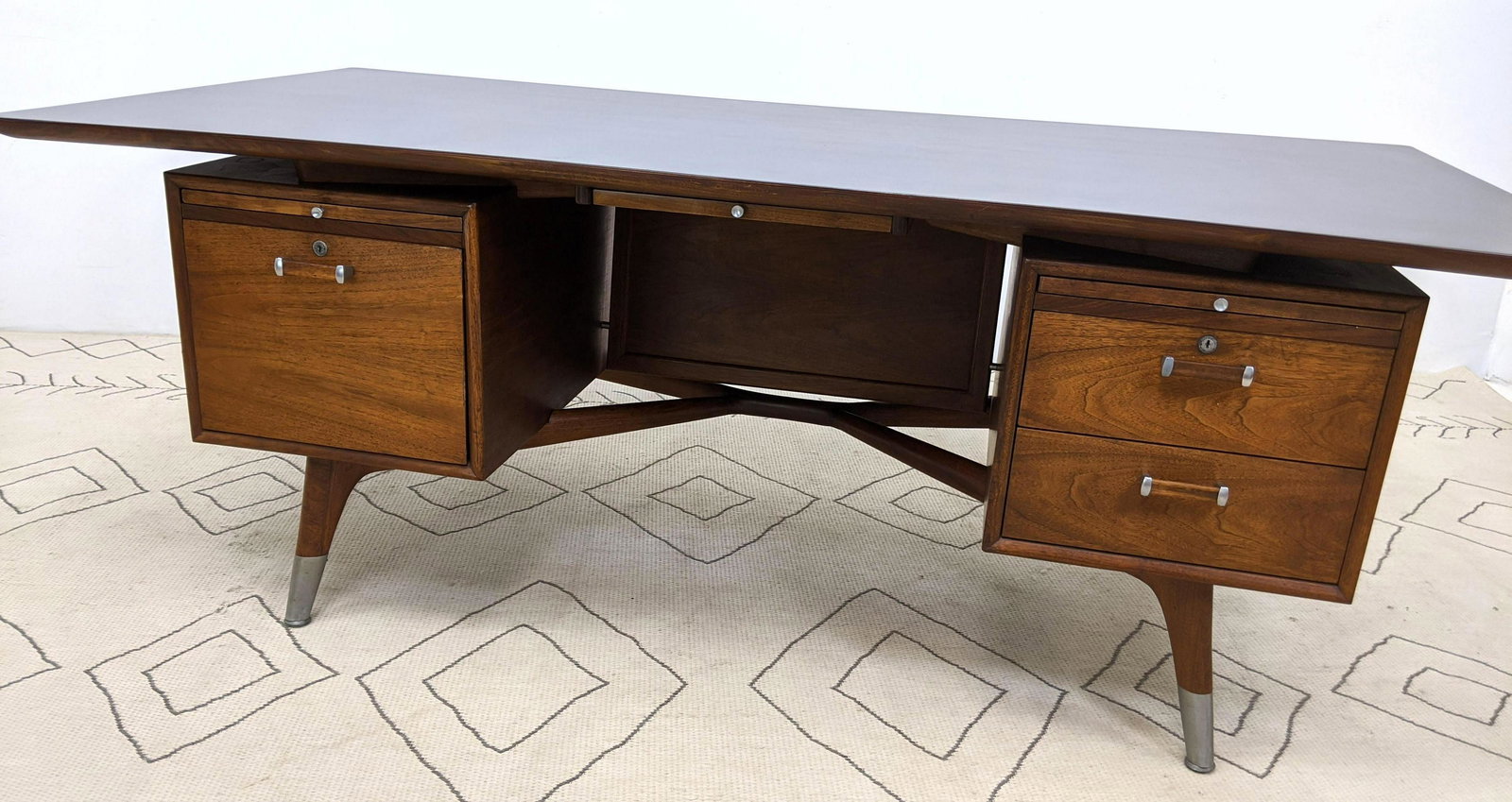 Vladimir Kagan Style executive Desk with Black Laminate (1 of 10)