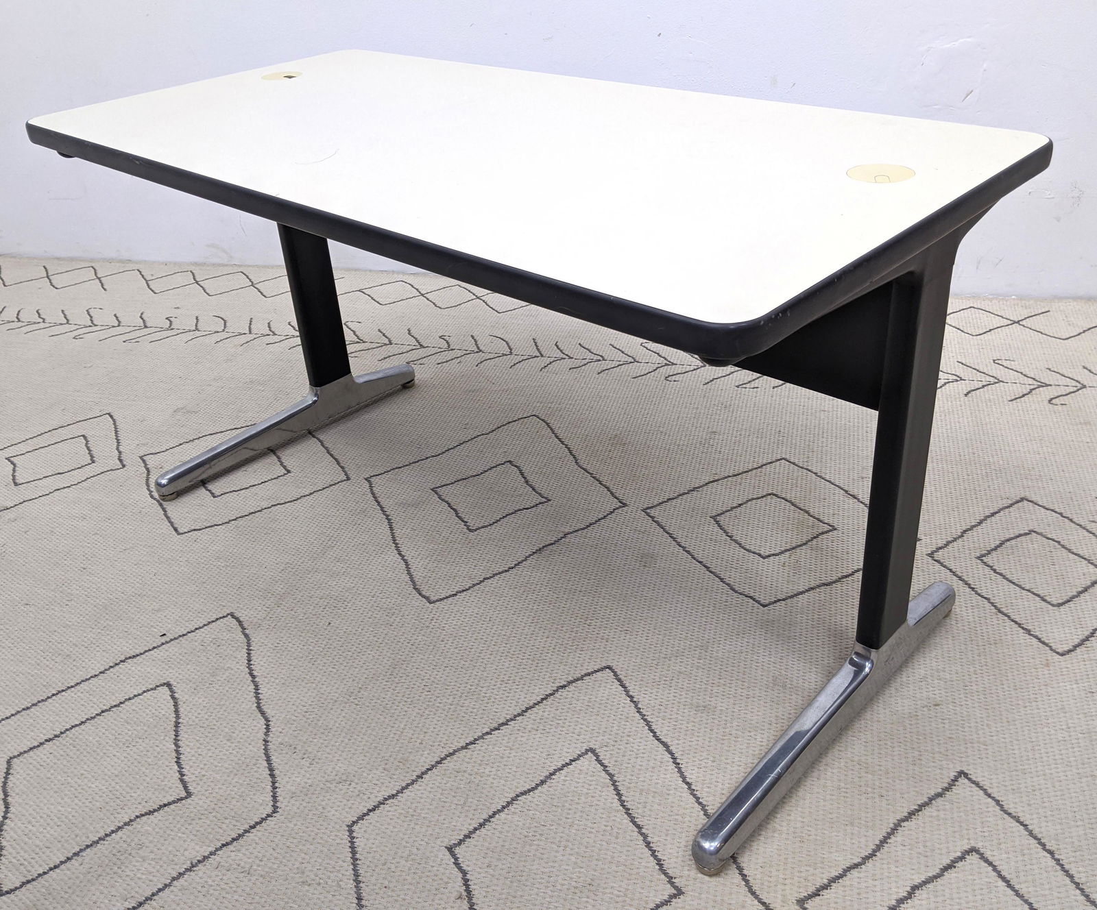 Herman Miller Action Office Desk Table.: Herman Miller Action Office Desk Table. -- Dimensions: H: 25.5 inches: W: 48 inches: D: 24 inches ---