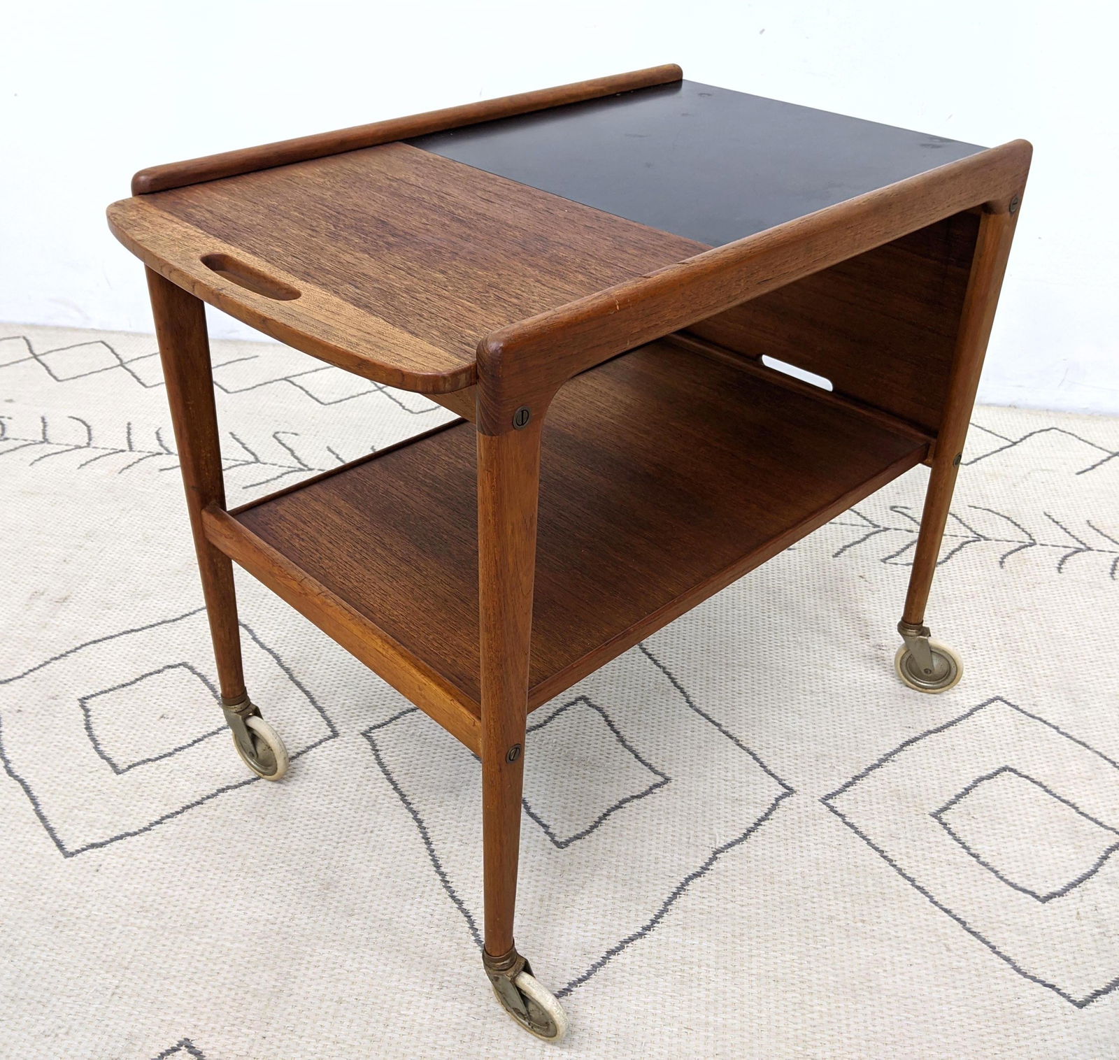 Teak Danish Modern Teak Bar Cart. Serving Cart. Drop si (1 of 13)
