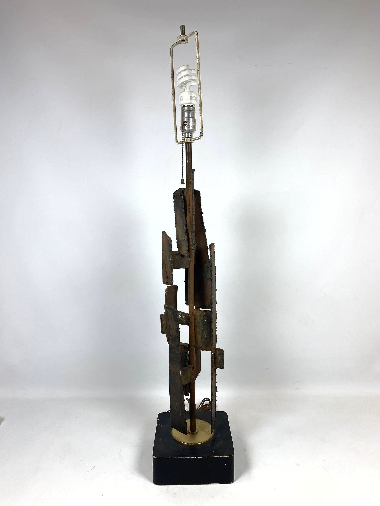 In the Style of HARRY BALMER for LAUREL Lamp. Brutalist (1 of 15)