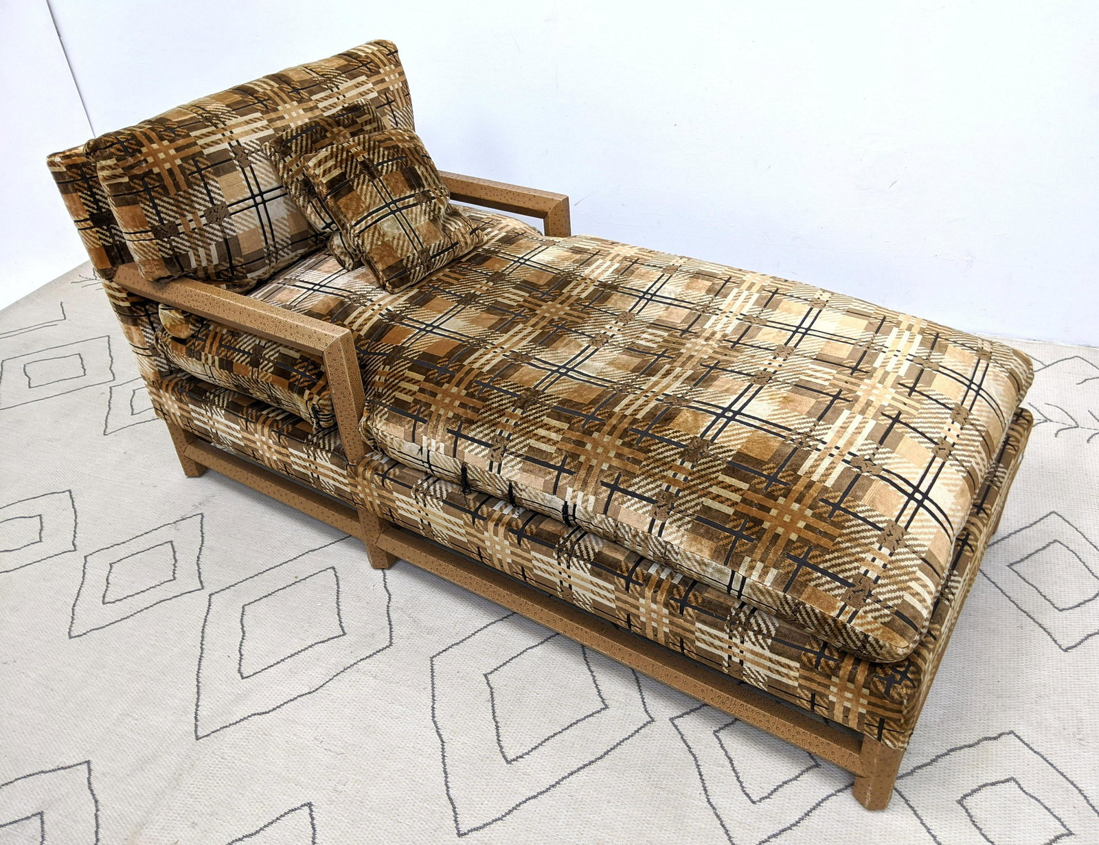 Oversized Faux Ostrich and Upholstered Chaise Lounge Ch: Oversized Faux Ostrich and Upholstered Chaise Lounge Chair. -- Dimensions: H: 32.5 inches: W: 31 inches: D: 75 inches ---