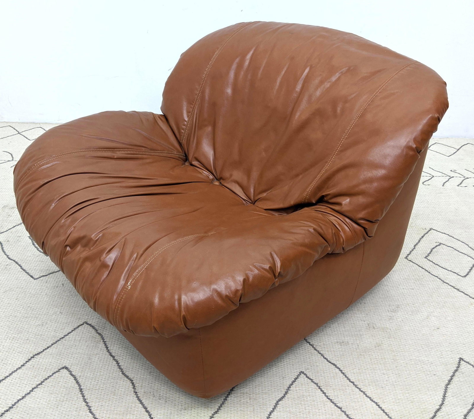 Mid Century Modern Slouch lounge Chair. Brown Vinyl.: Mid Century Modern Slouch lounge Chair. Brown Vinyl. -- Dimensions: H: 27 inches: W: 35 inches: D: 36 inches ---