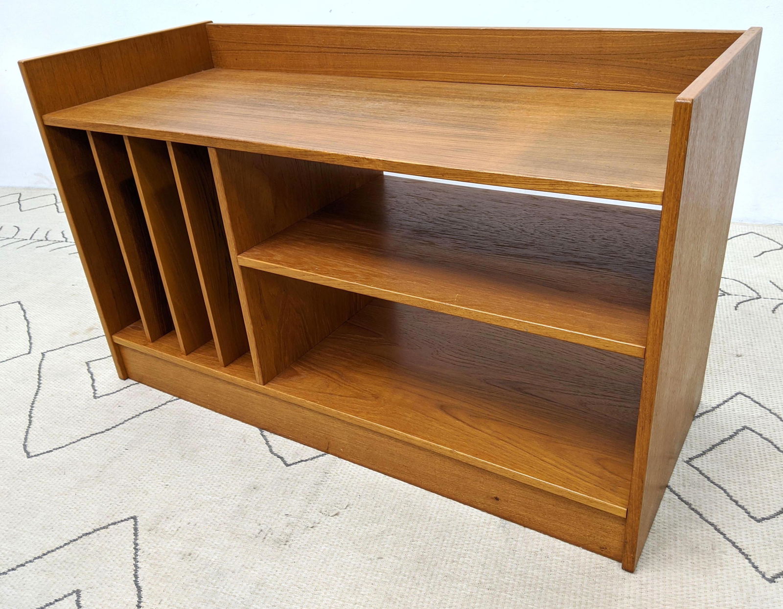 Danish Modern Teak Entertainment Record Cabinet. (1 of 8)