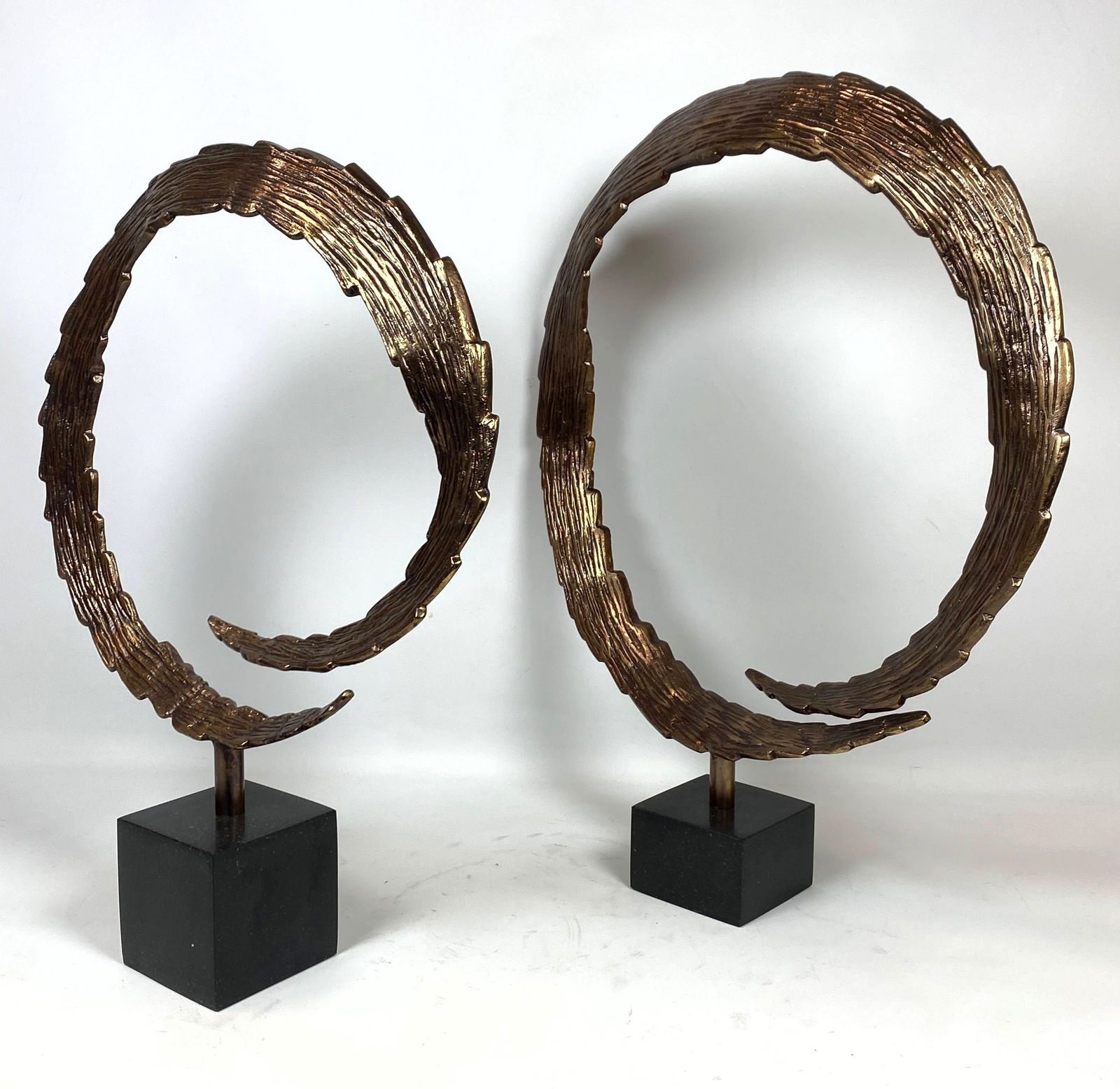 Pair Contemporary Metal Swirl Table Sculptures. (1 of 12)
