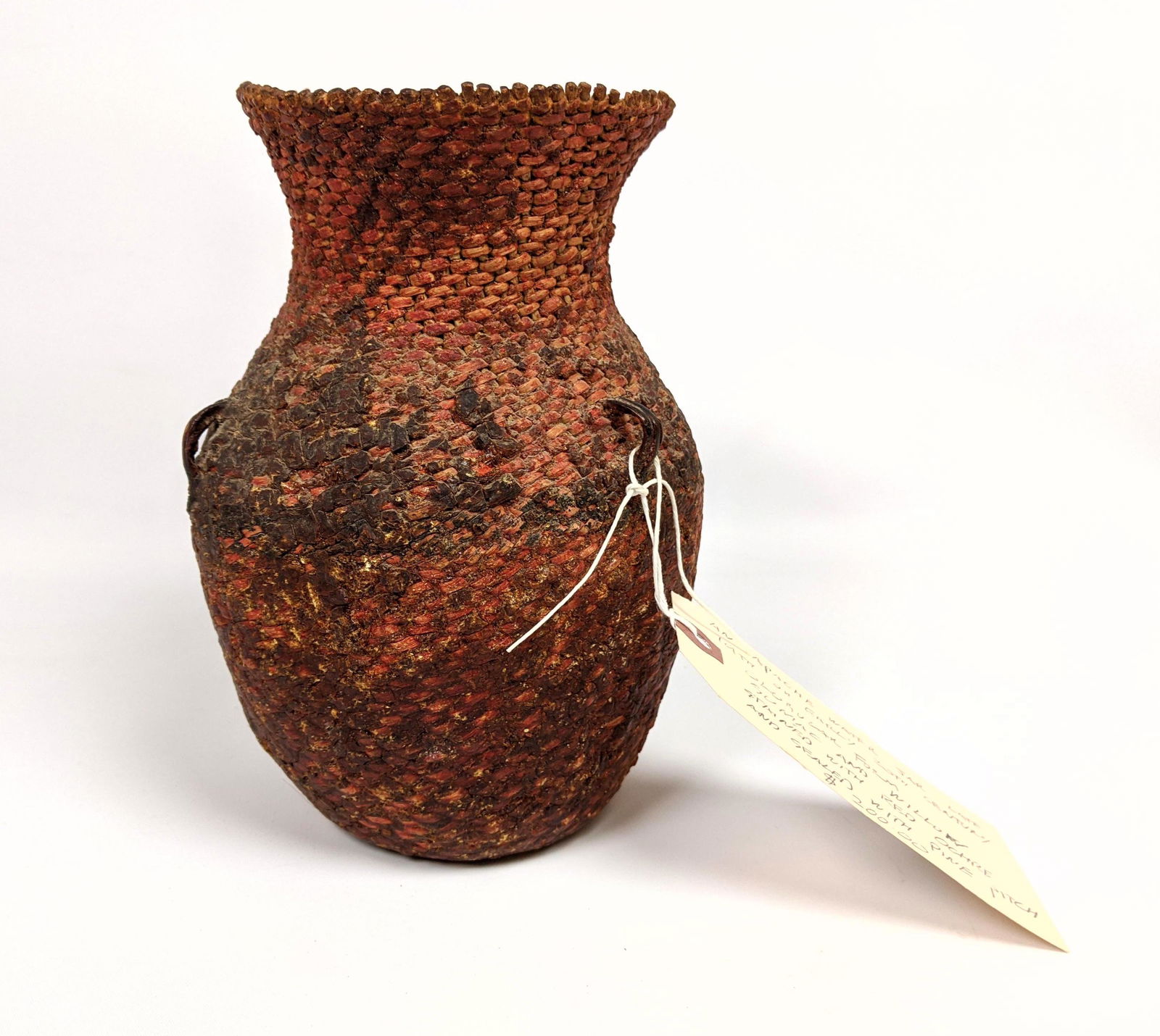 Apache Water Jar with small rings. (1 of 12)