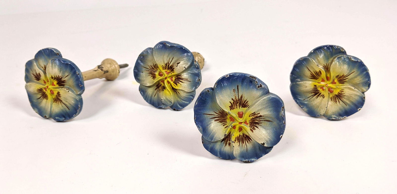 Set 4 Antique Cast Iron Curtain Tie Backs, Pansy Design (1 of 8)