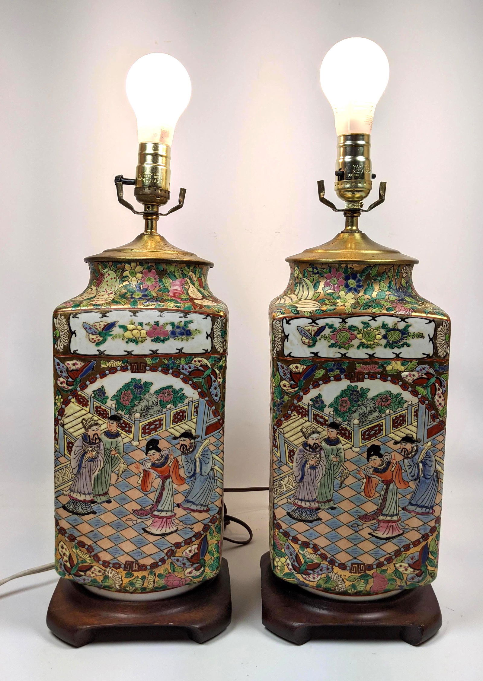 Pair Rose Medallion Style Table Lamps. (1 of 8)
