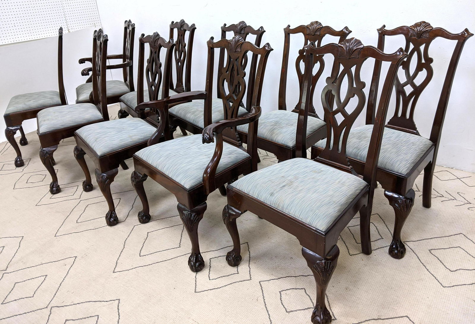 Set 10 Carved Mahogany Dining Chairs. Chippendale Style (1 of 20)