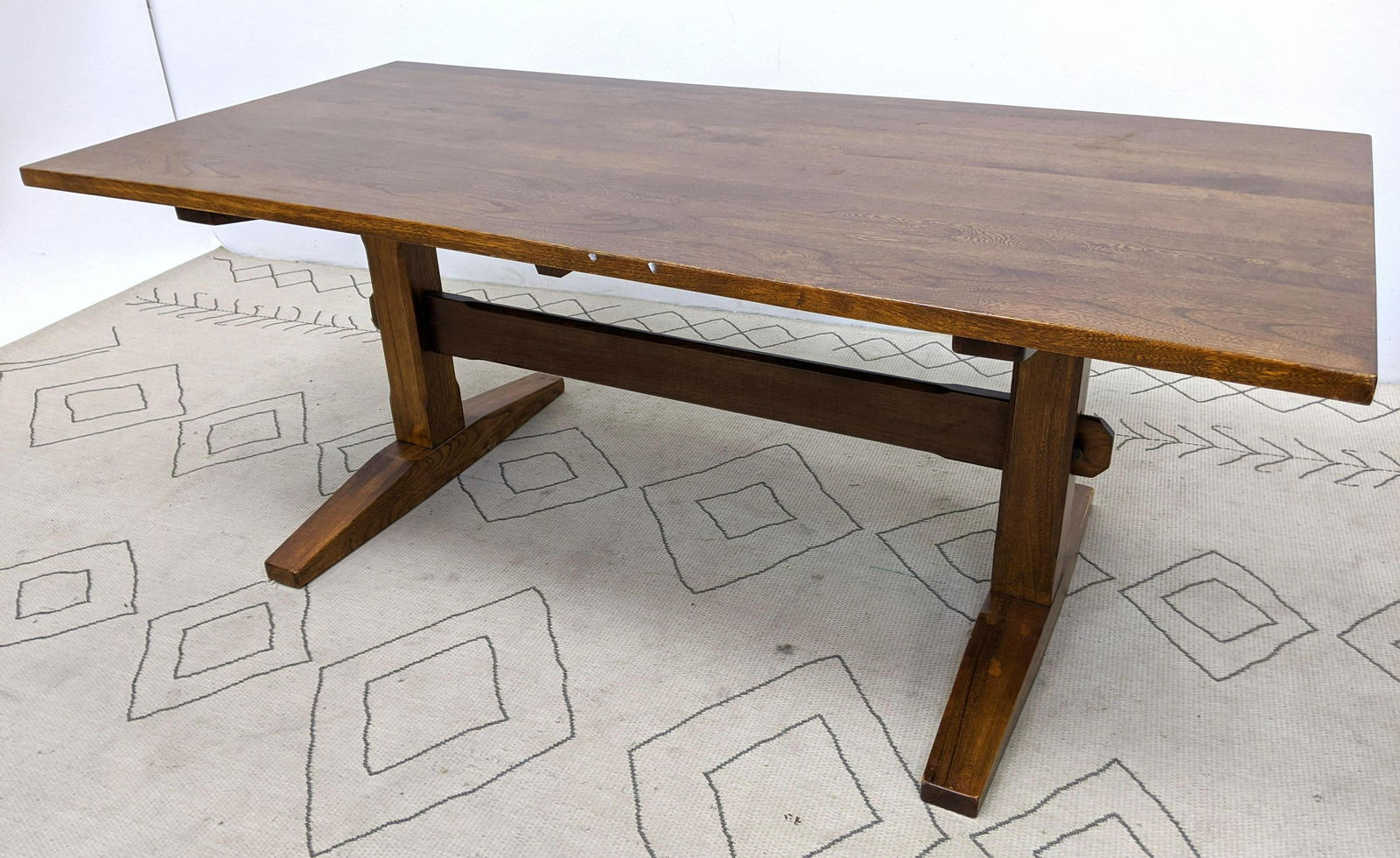 Classic Trestle Base Dining Table. (1 of 11)