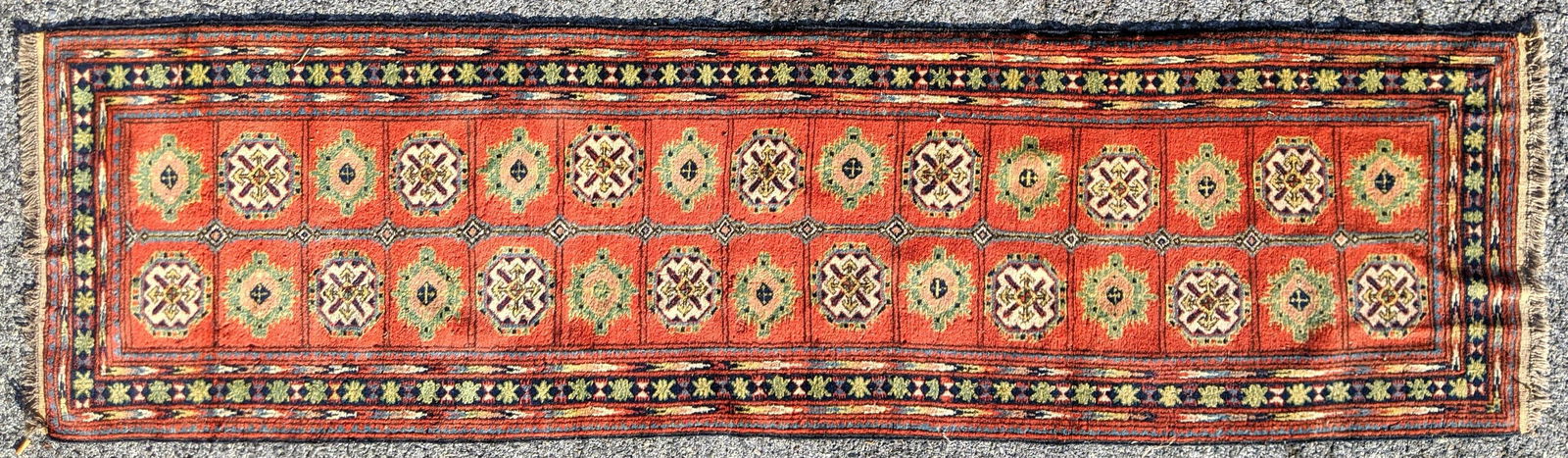 9'5 x 2'9 Handmade oriental Rug Carpet. Repeating Pat (1 of 9)
