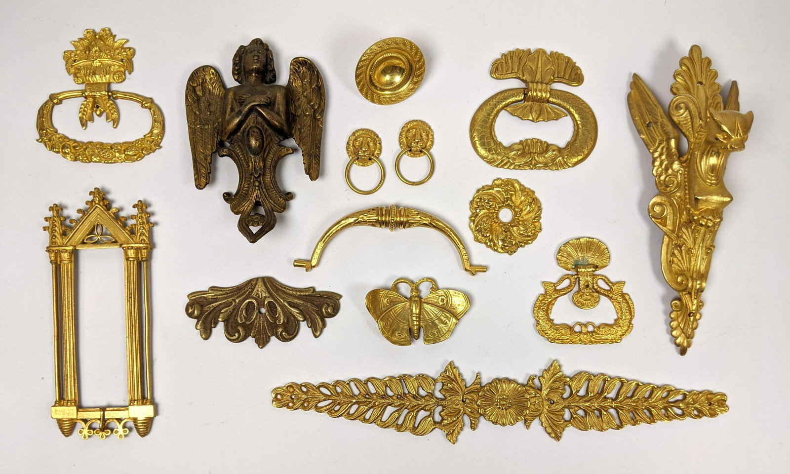 Lot Gilt Brass Furniture Hardware.: Lot Gilt Brass Furniture Hardware. -- Dimensions: H: 11.5 inches: W: 2 inches ---