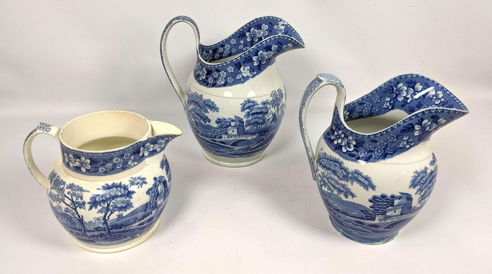3pcs COPELAND SPODES TOWER England Pitchers. (1 of 8)