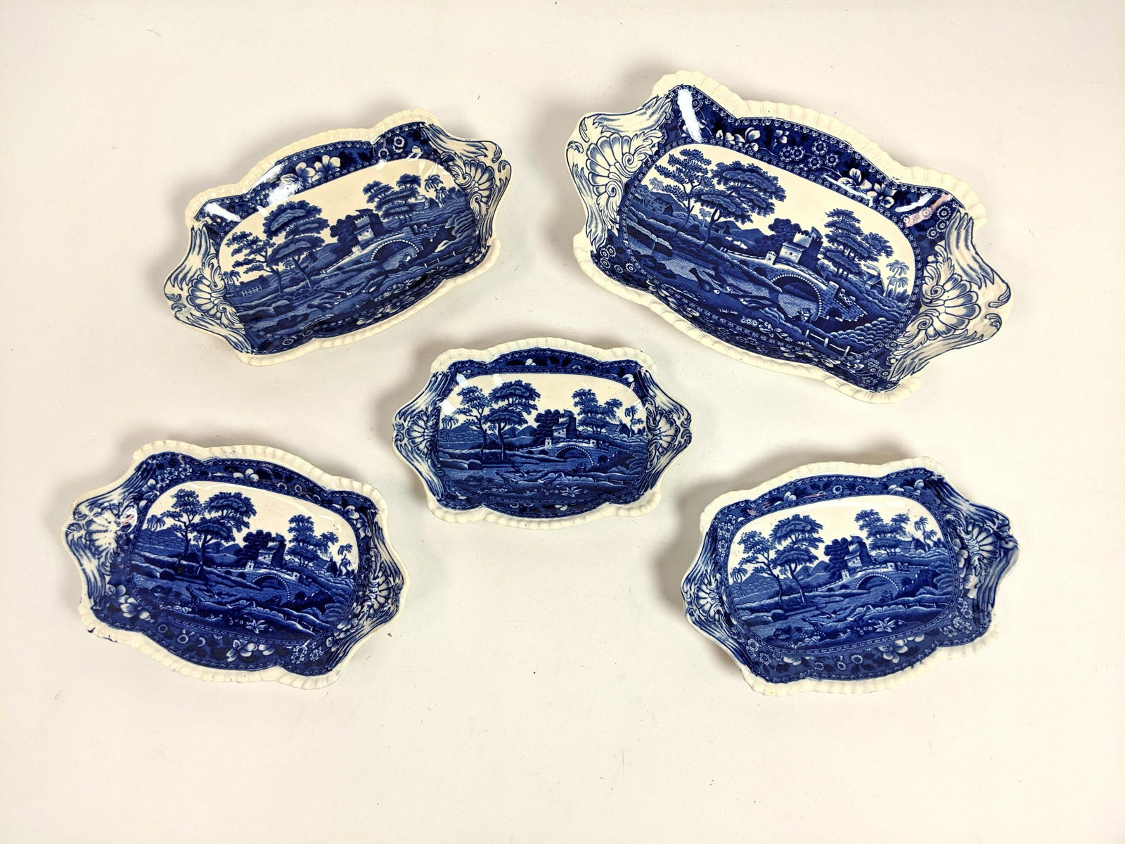 5pcs COPELAND SPODES TOWER England Shaped Dishes. (1 of 7)