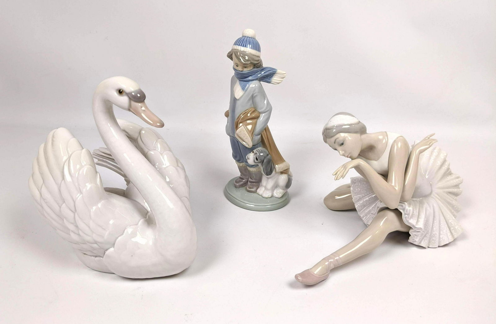 3pcs LLADRO Sculptures. Figurines. Dancer, Swan, child. (1 of 16)