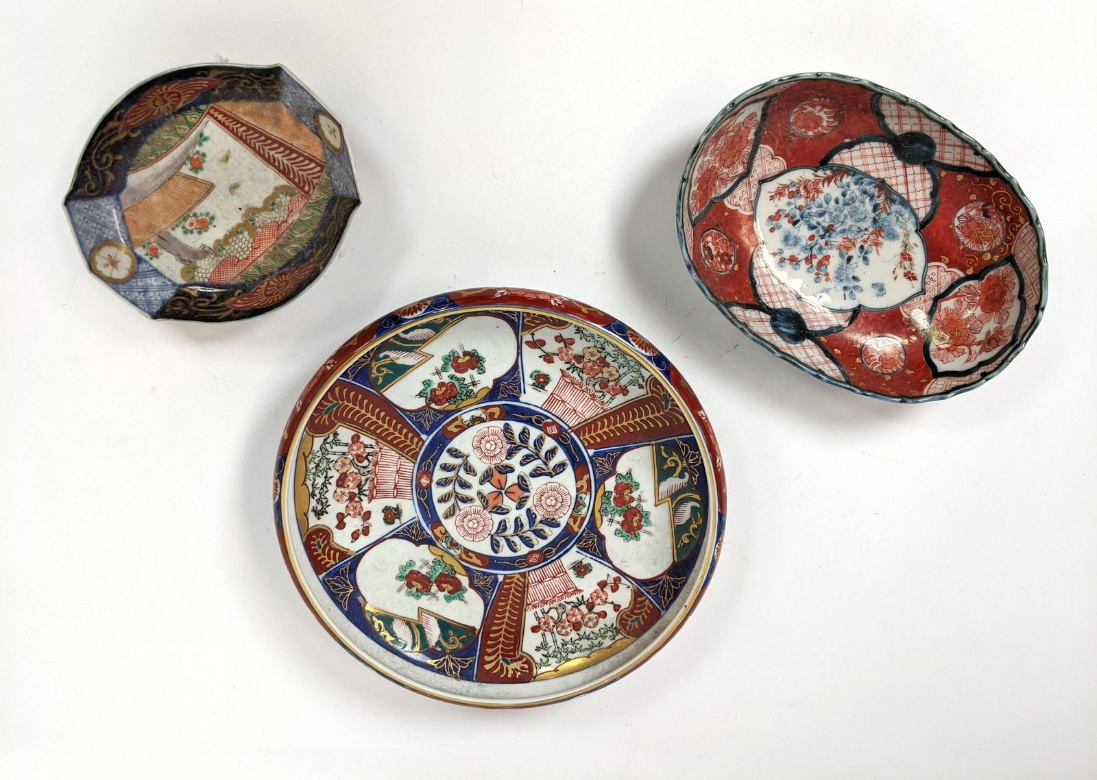 3pcs Imari Porcelain plates. (1 of 11)
