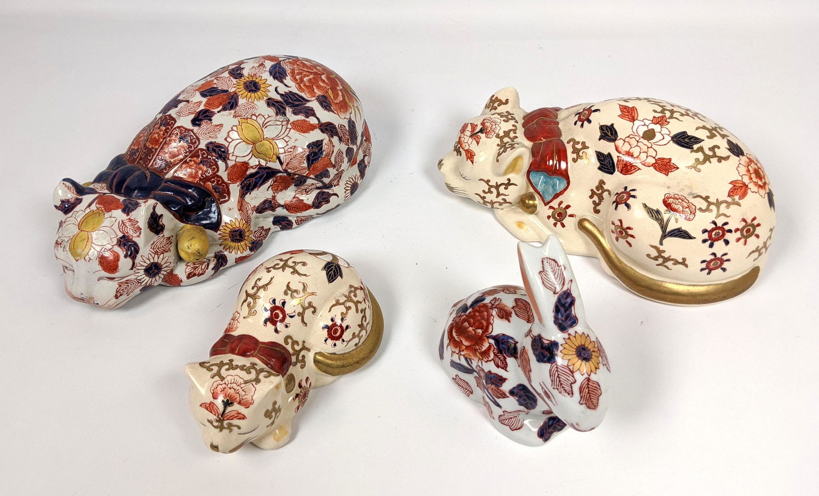 4pcs Asian Porcelain Cat Figures. (1 of 17)