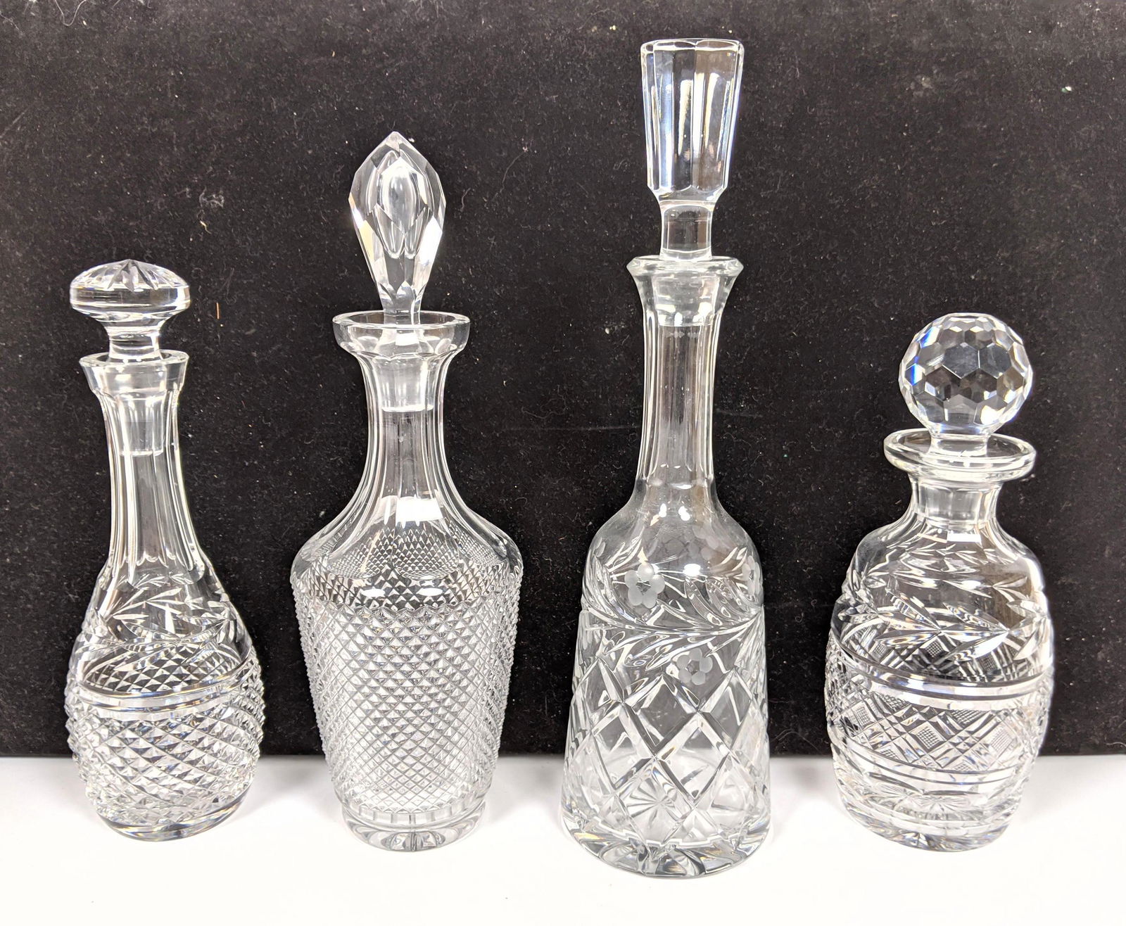 4pc Crystal Decanter Lot. Waterford etc. (1 of 16)