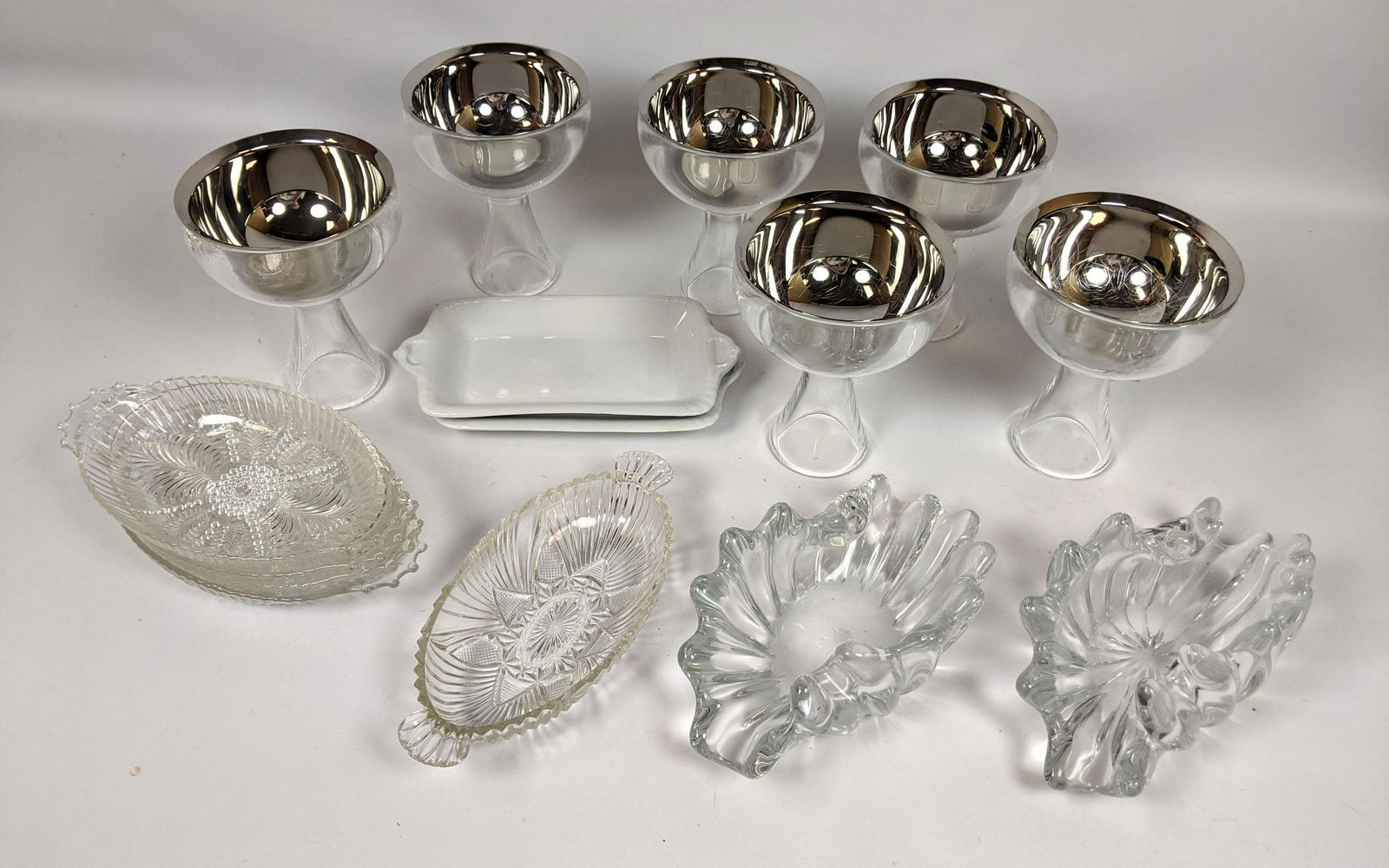 Tablewares lot to include Lucite ALESSI Italy serving b: Tablewares lot to include Lucite ALESSI Italy serving bowls. Miriam Mirri. Other glass. -- Dimensions: H: 6 inches: W: 5 inches: D: 5 inches ---