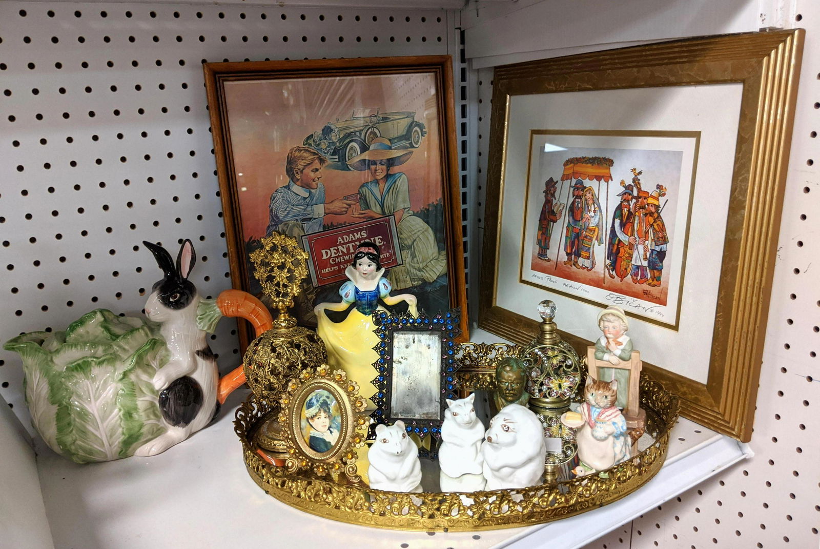Mixed lot. Figurines and art.  Perfume bottle. Royal Al (1 of 15)