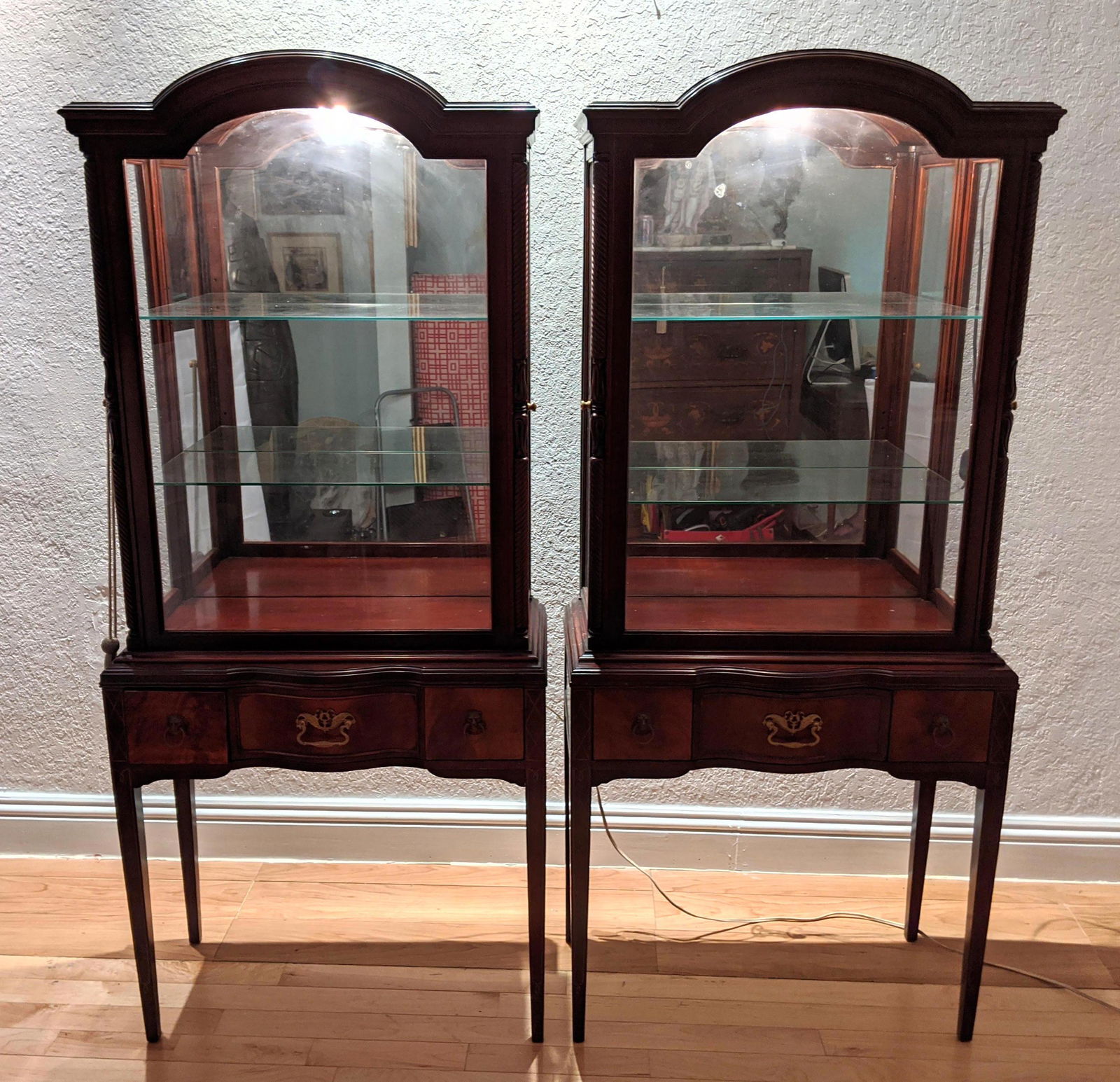 Pr Vintage Arch Top Vitrines Display Curio Cabinets. 3 (1 of 12)