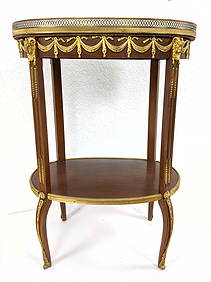 French Style Onyx Top Oval Side Table. Decorative ormol (1 of 9)