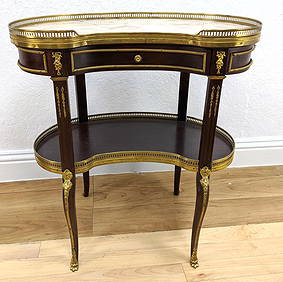 Marble Top French Style Gilt Ormolu Side Table. Brass g (1 of 13)