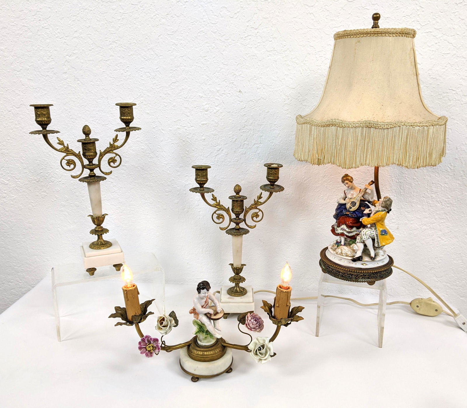 4pc Continental Decorative Arts Lot. Pr bronze & marble (1 of 12)