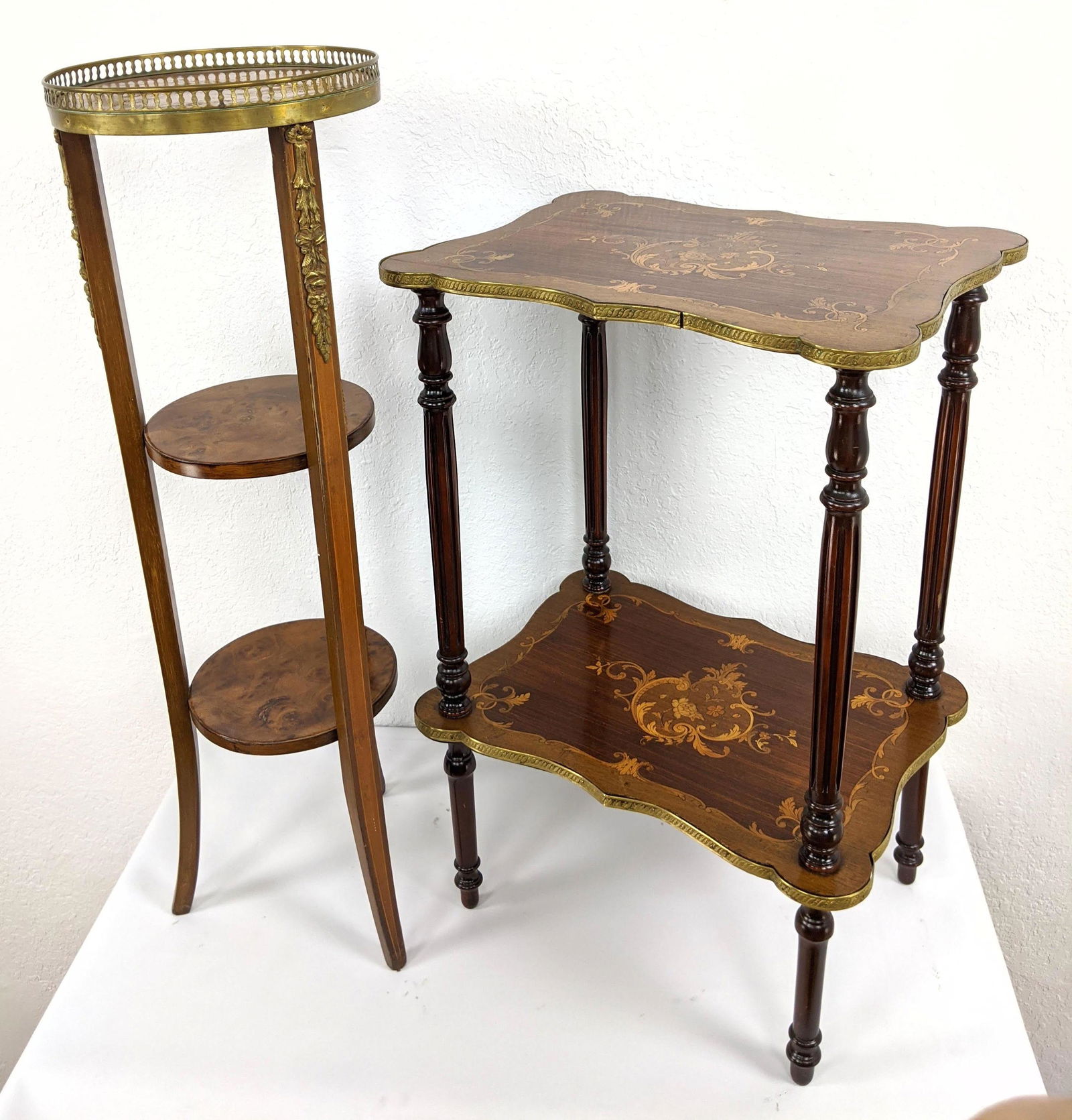 2pc French Style Table & Pedestal. Tall display pedesta (1 of 12)