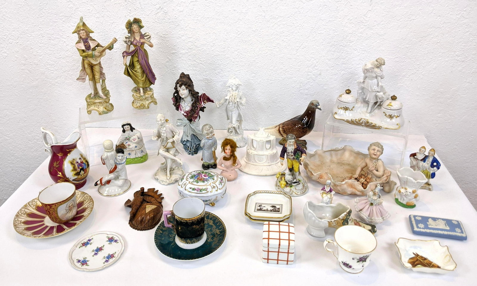 Mixed Vintage Porcelain Ceramic Decorative Lot. Inkwell: Mixed Vintage Porcelain Ceramic Decorative Lot. Inkwell, lidded boxes, figurals, etc. ROYAL DUX pr figures, male has broken arm.-- Dimensions: H: 9 inches: W: 2.5 inches: D: 4 inches ---