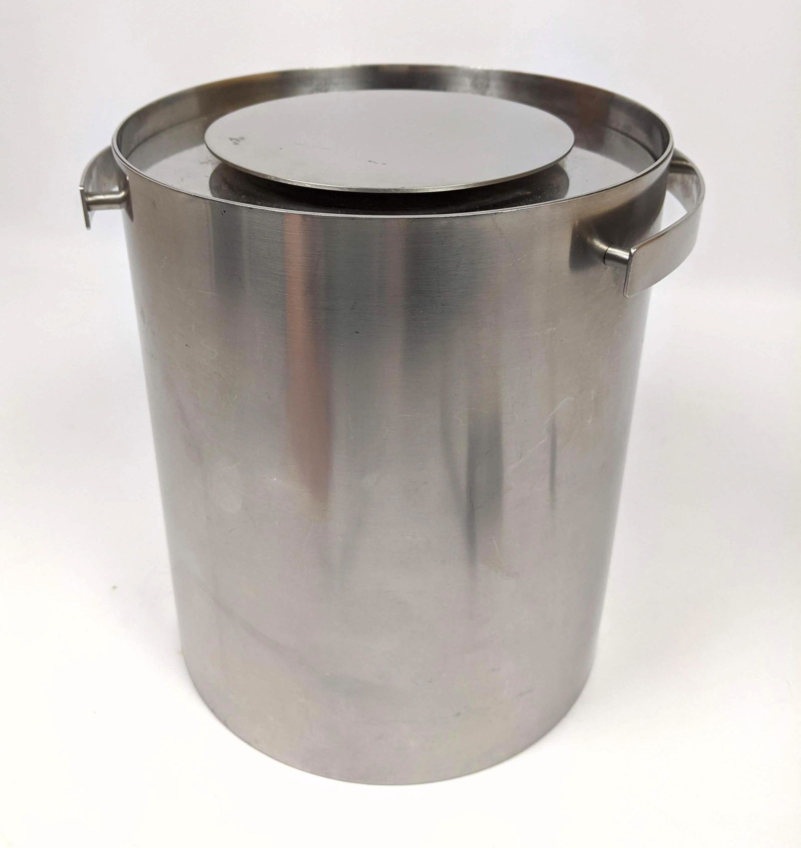 ARNE JACOBSON Ice Bucket. STELTON. Denmark (1 of 12)