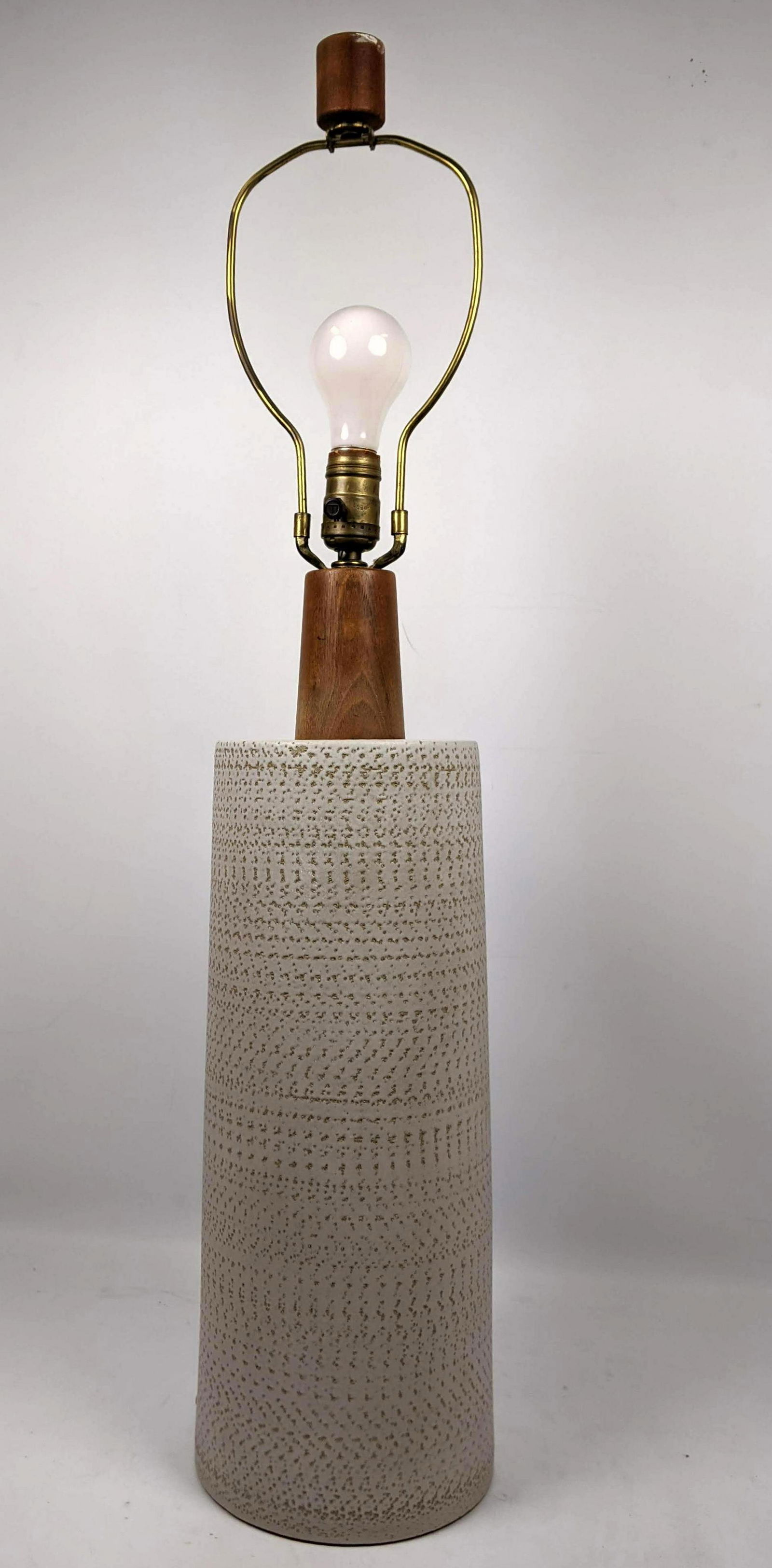 JANE & GORDON MARTZ Ceramic Table Lamp. Decorated Art P: JANE & GORDON MARTZ Ceramic Table Lamp. Decorated Art Pottery. Marshall Studios. Original finial. Signed. -- Dimensions: H: 32.5 inches: W: 6 inches: D: 6 inches ---