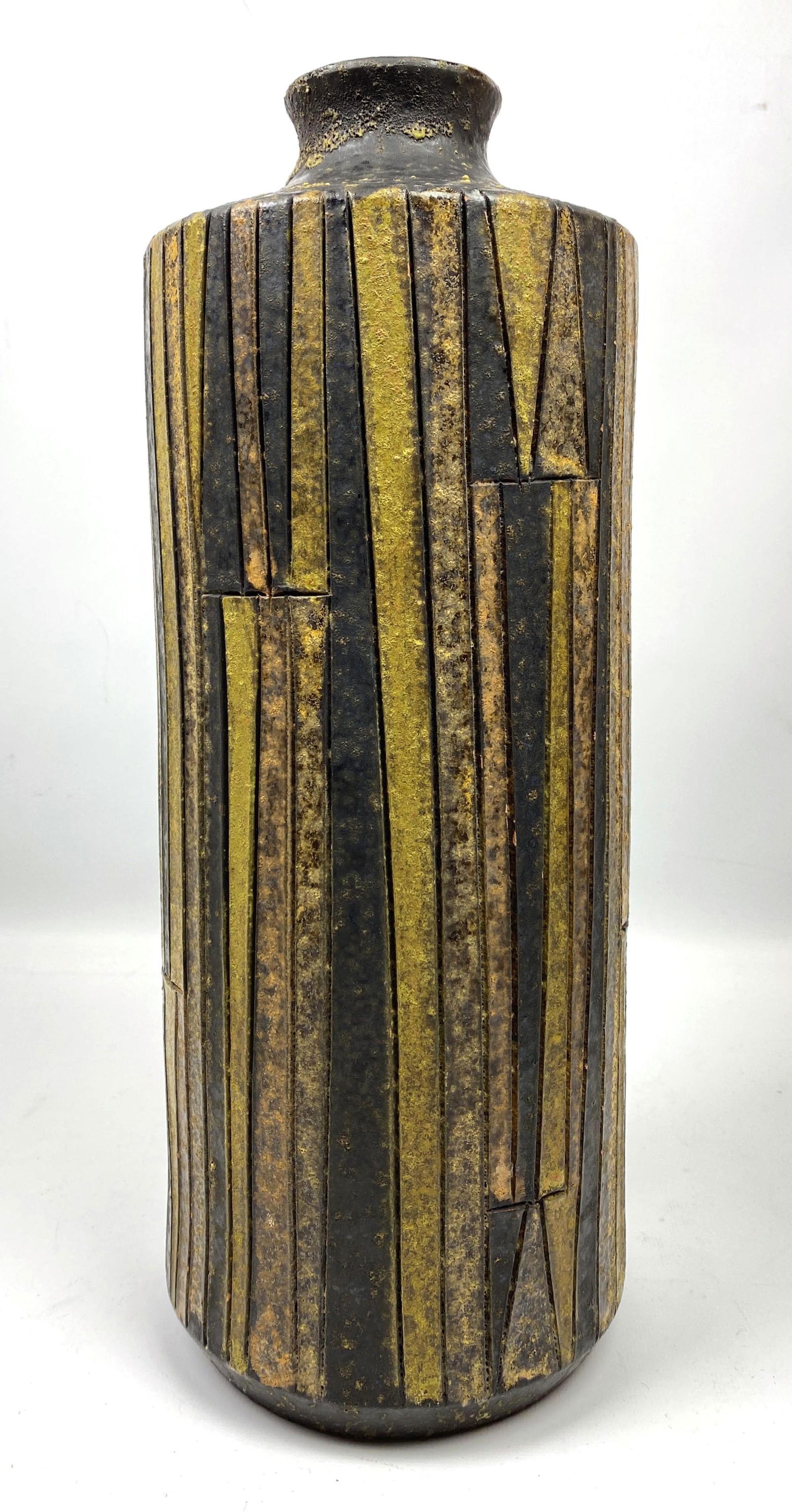 Large Bitossi Raymor Italy Bottle Form Vase.: Large Bitossi Raymor Italy Bottle Form Vase. Cut in Design.-- Dimensions: H: 14.5 inches: W: 5.5 inches: D: 5.5 inches ---